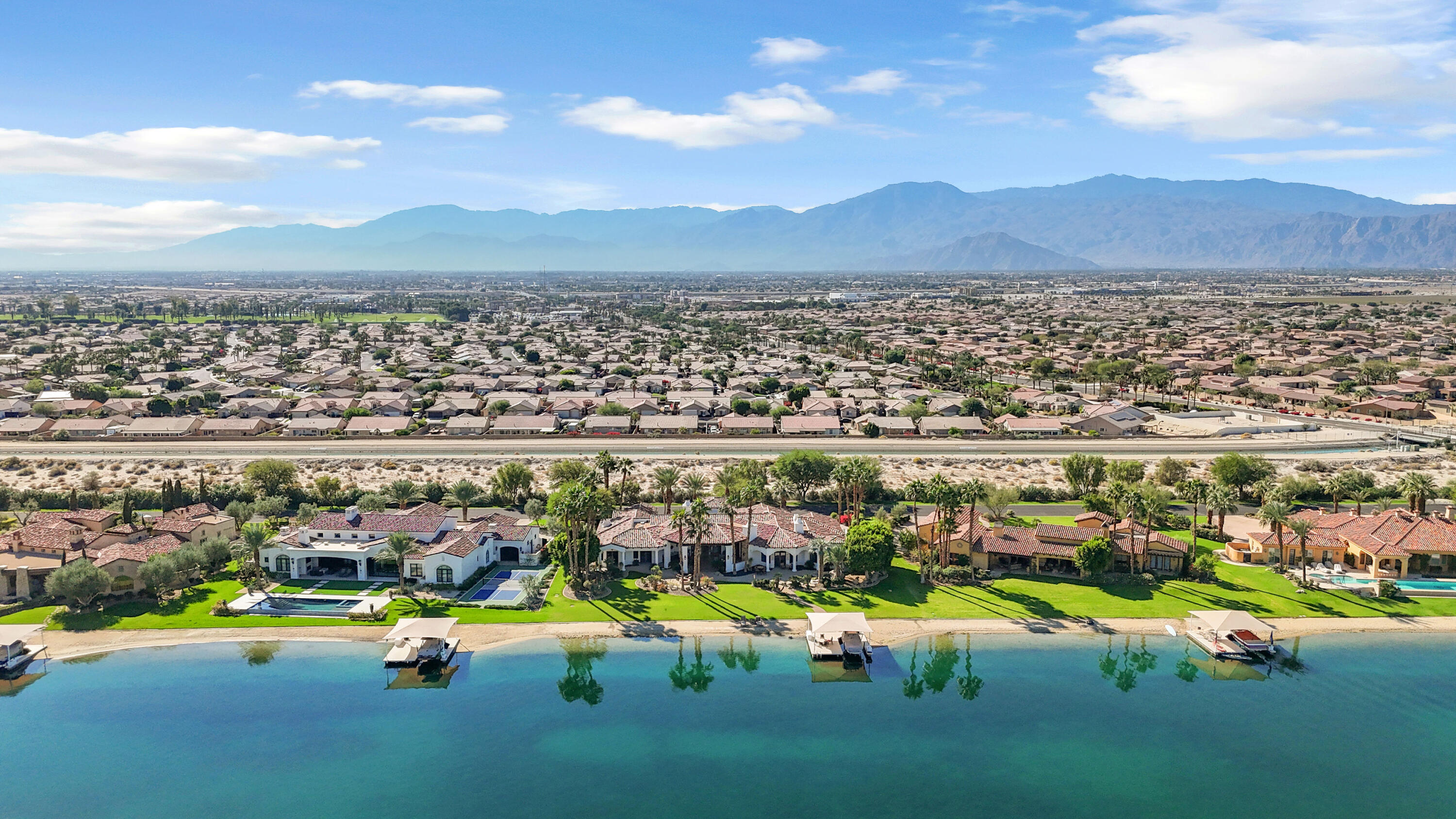 Indio, California, 92203, United States, 5 Bedrooms Bedrooms, ,4 BathroomsBathrooms,Residential,For Sale,1992835