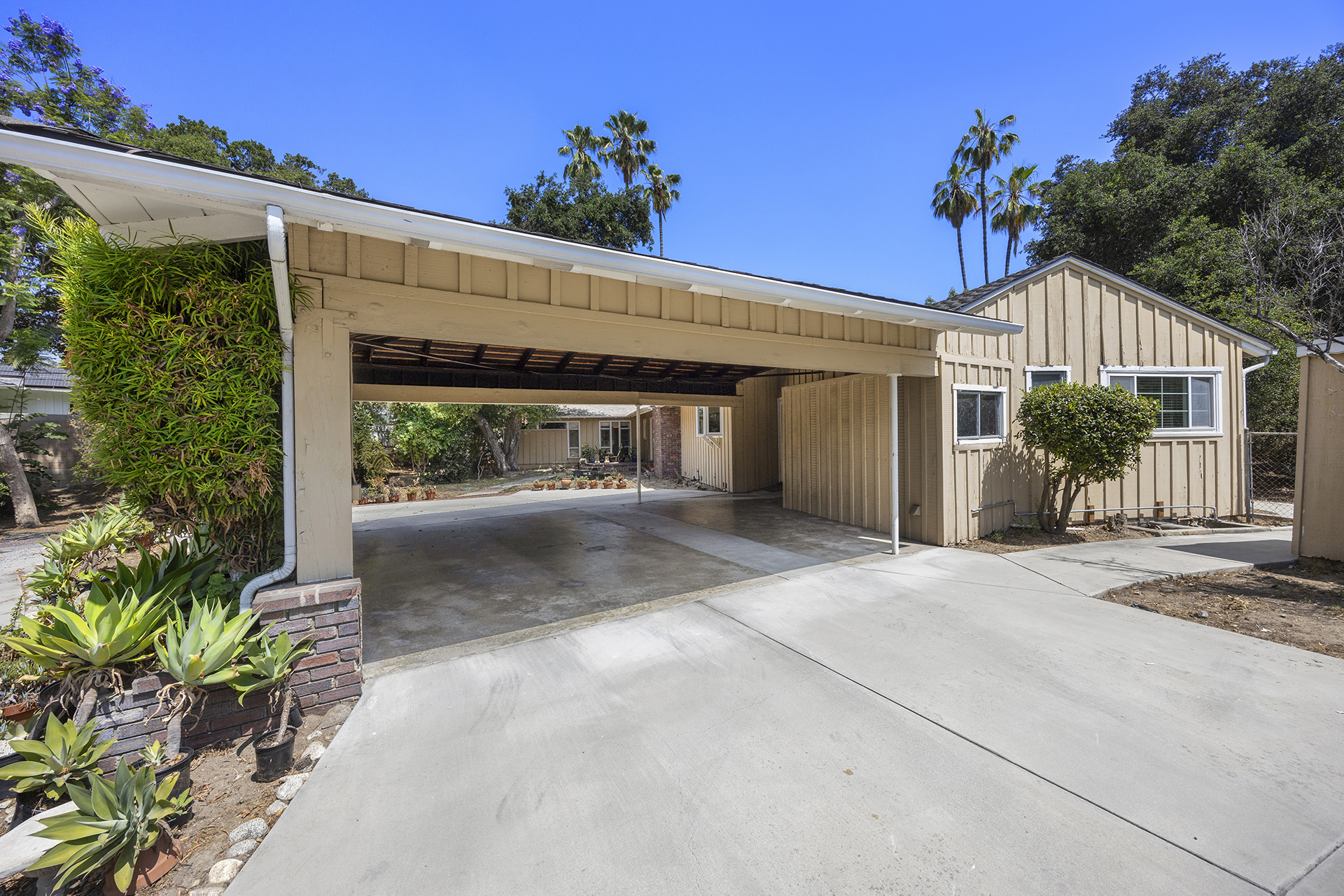 Pasadena, California, 91107, United States, 4 Bedrooms Bedrooms, ,1 BathroomBathrooms,Residential,For Sale,1975607