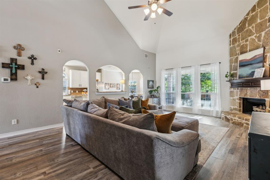 Celina, Texas, 75009, United States, 6 Bedrooms Bedrooms, ,4 BathroomsBathrooms,Residential,For Sale,1962402