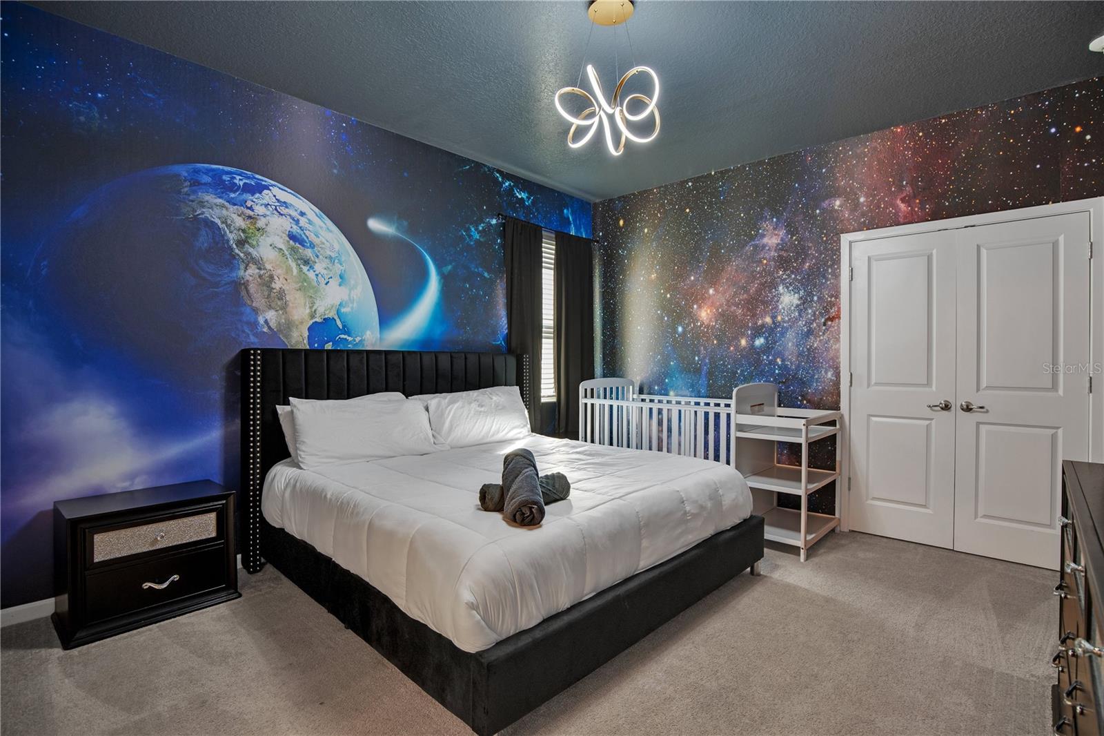 KISSIMMEE, Florida, 34746, United States, 15 Bedrooms Bedrooms, ,16 BathroomsBathrooms,Residential,For Sale,1977749