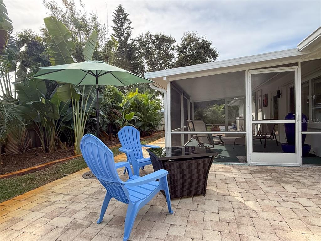 Sarasota, Florida, 34239, United States, 3 Bedrooms Bedrooms, ,2 BathroomsBathrooms,Residential,For Sale,1991192