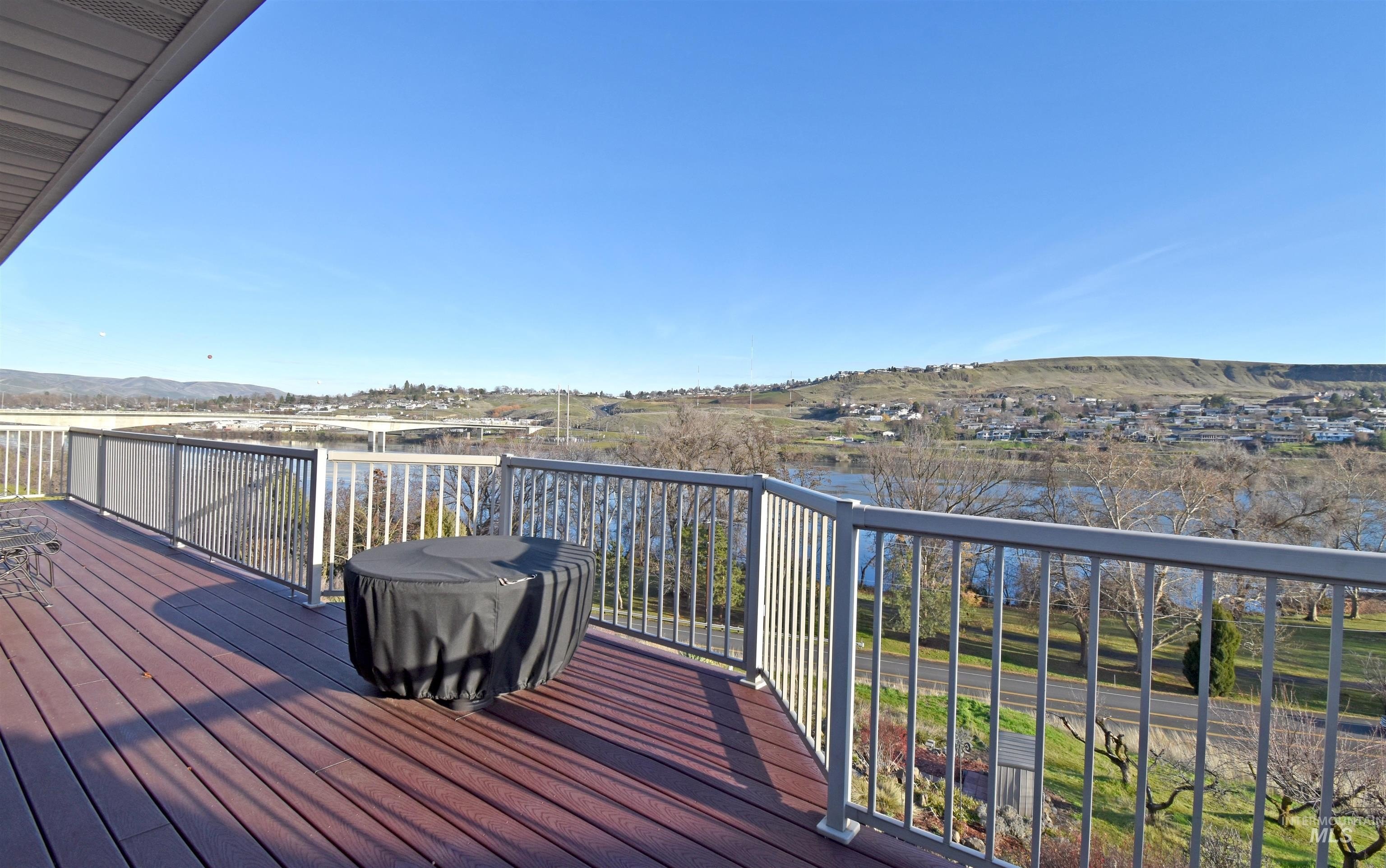 Clarkston, Washington, 99403, United States, 4 Bedrooms Bedrooms, ,2 BathroomsBathrooms,Residential,For Sale,2011343