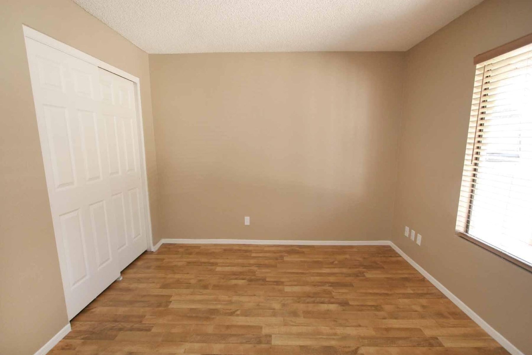  702 W Chilton Street ¦Chandler, AZ - 物件實景