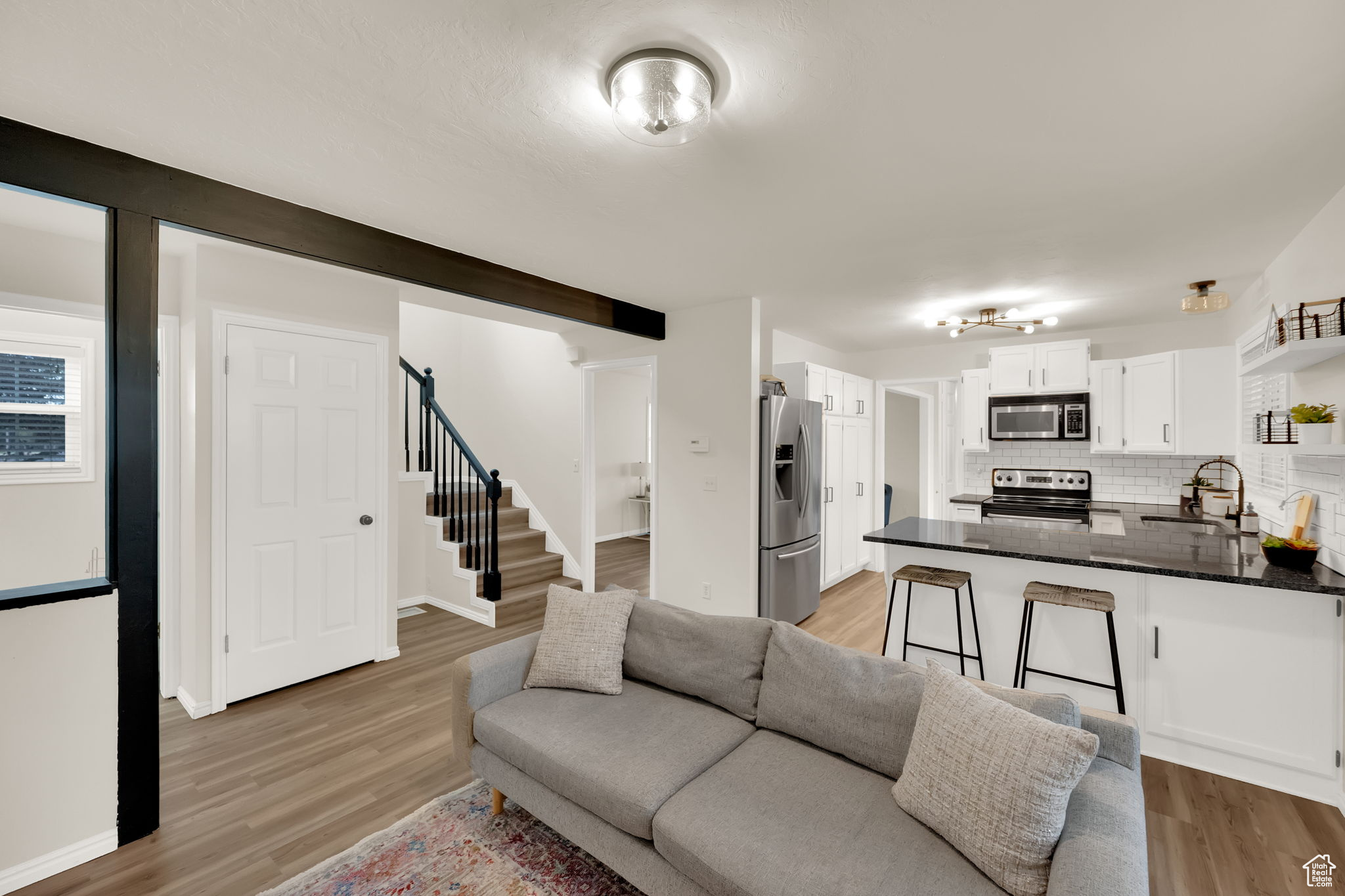 Sandy, Utah, 84092, United States, 4 Bedrooms Bedrooms, ,3 BathroomsBathrooms,Residential,For Sale,1926988