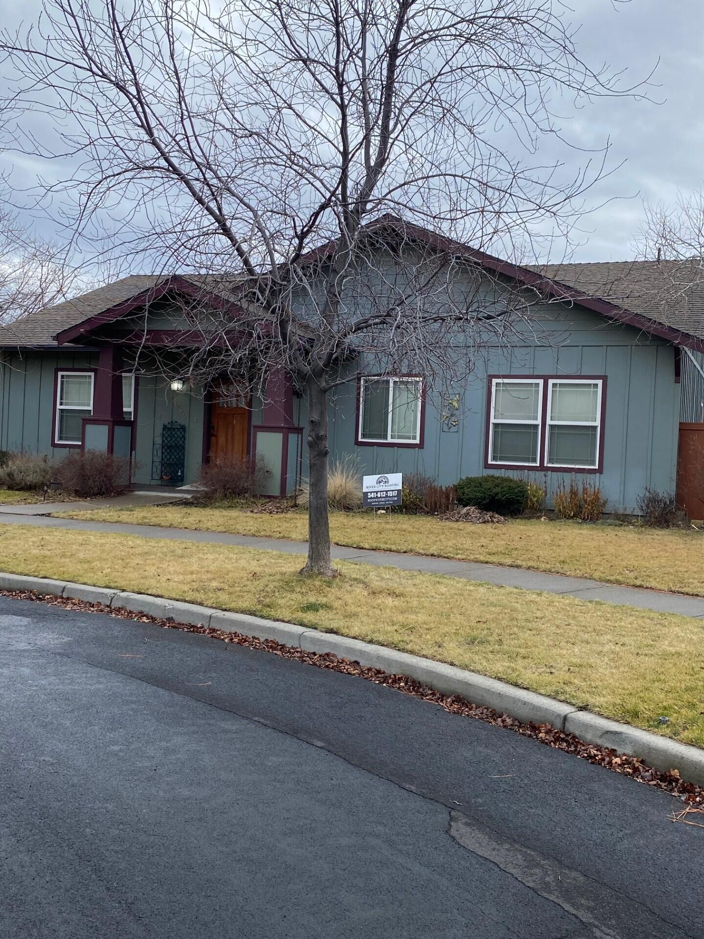 Bend, Oregon, 97702, United States, 3 Bedrooms Bedrooms, ,2 BathroomsBathrooms,Residential,For Sale,2007548