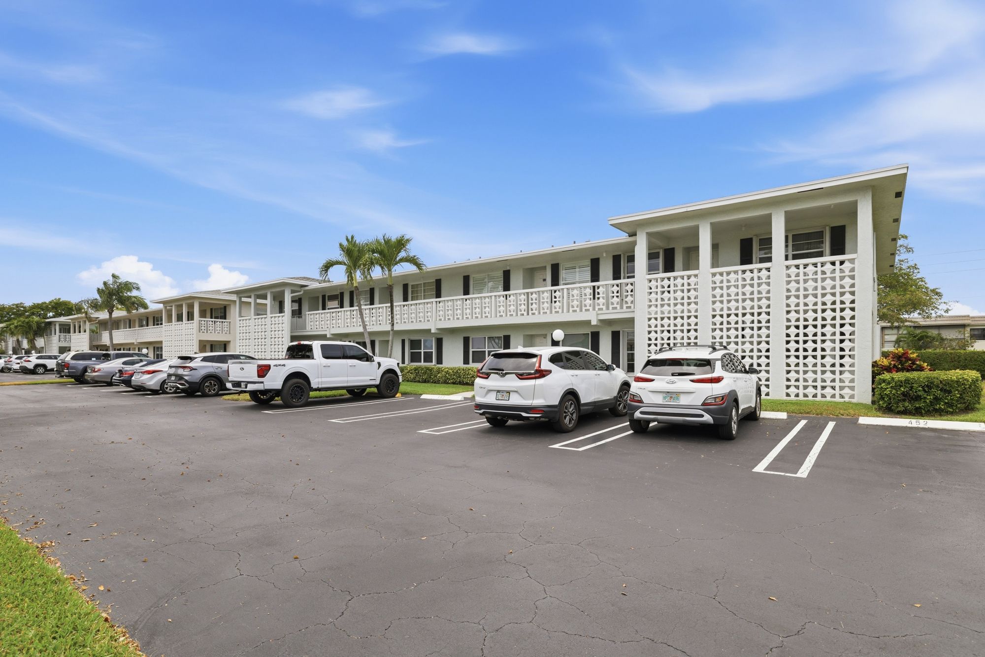  1011 Flame Vine Ave #203 - 物件實景