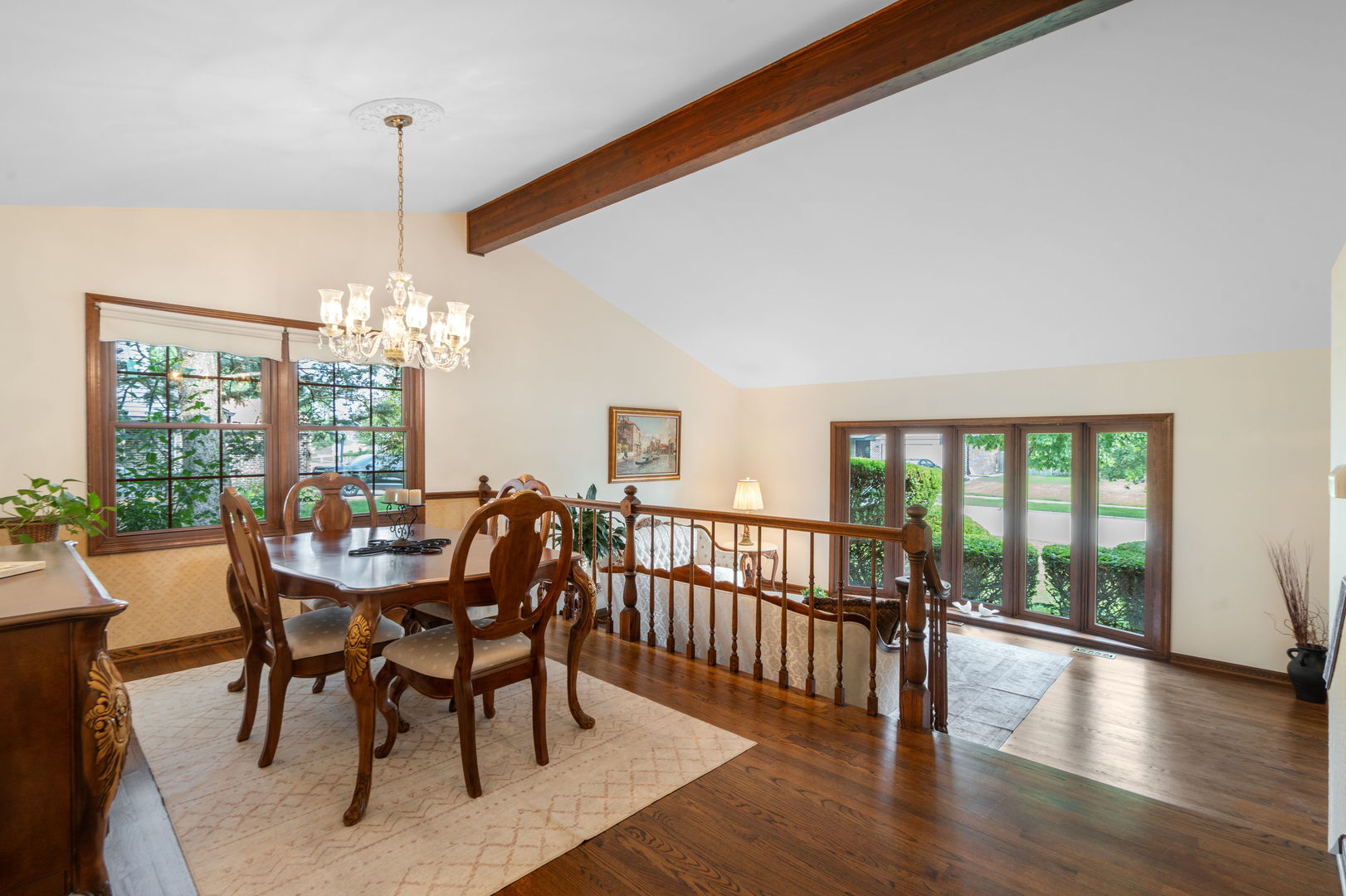 Arlington Heights, Illinois, 60004, United States, 3 Bedrooms Bedrooms, ,3 BathroomsBathrooms,Residential,For Sale,1939411