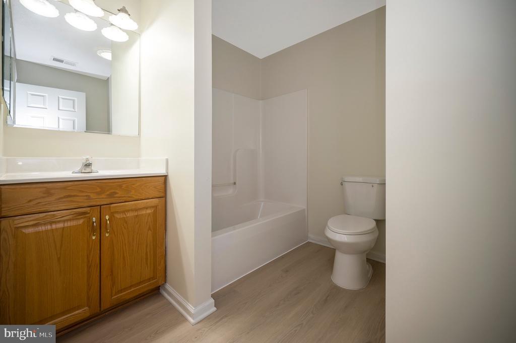 Stafford, Virginia, 22554, United States, 4 Bedrooms Bedrooms, ,3 BathroomsBathrooms,Residential,For Sale,1993454