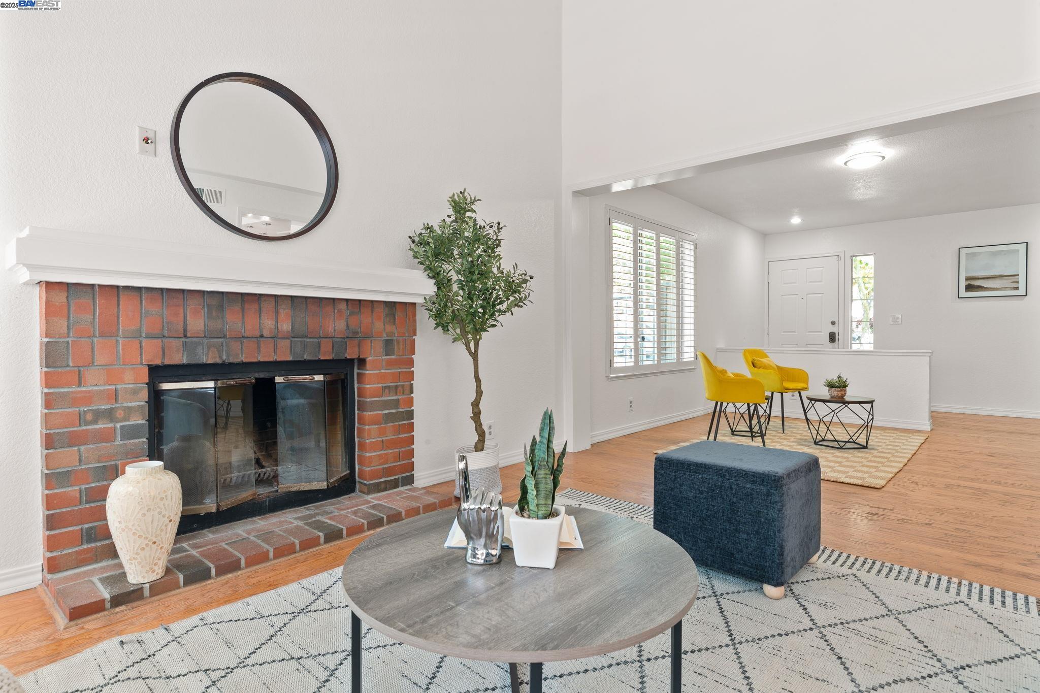 Pleasanton, California, 94566, United States, 4 Bedrooms Bedrooms, ,2 BathroomsBathrooms,Residential,For Sale,1901114