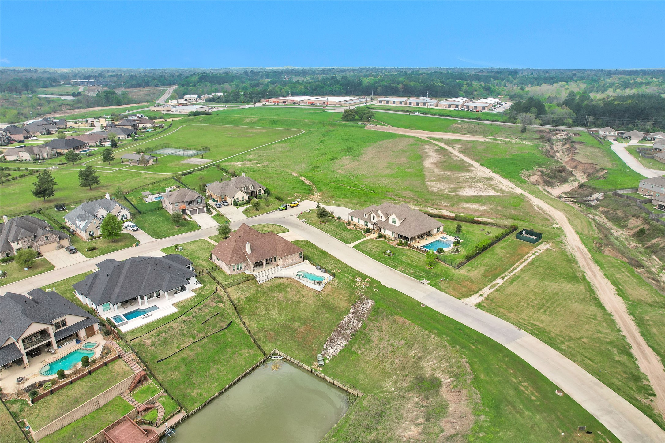 Montgomery, Texas, 77356, United States, 4 Bedrooms Bedrooms, ,4 BathroomsBathrooms,Residential,For Sale,1911763