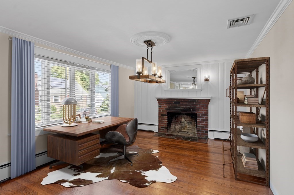 Malden, Massachusetts, 02148, United States, 3 Bedrooms Bedrooms, ,2 BathroomsBathrooms,Residential,For Sale,1938080