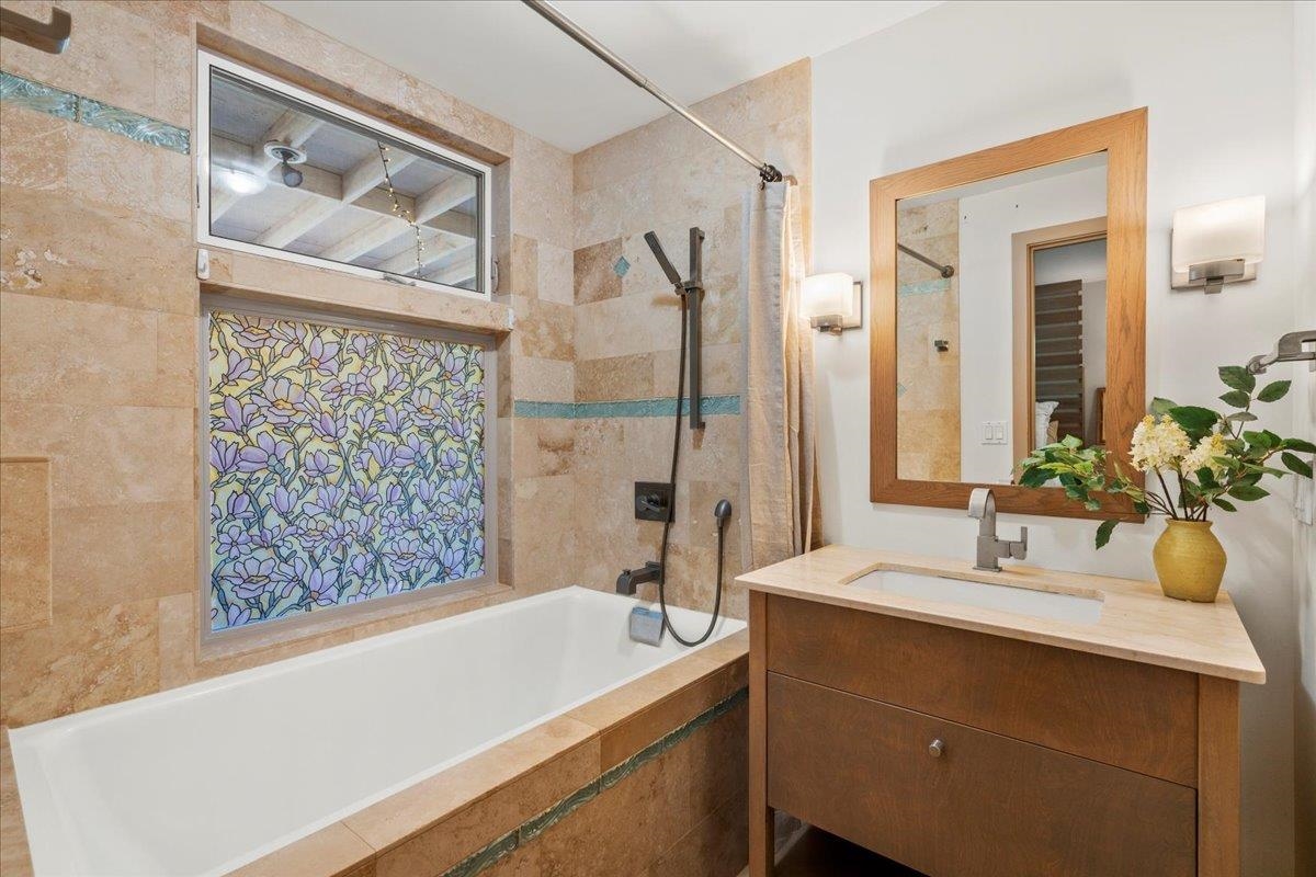 Paia, Hawaii, 96779, United States, 5 Bedrooms Bedrooms, ,4 BathroomsBathrooms,Residential,For Sale,1988155