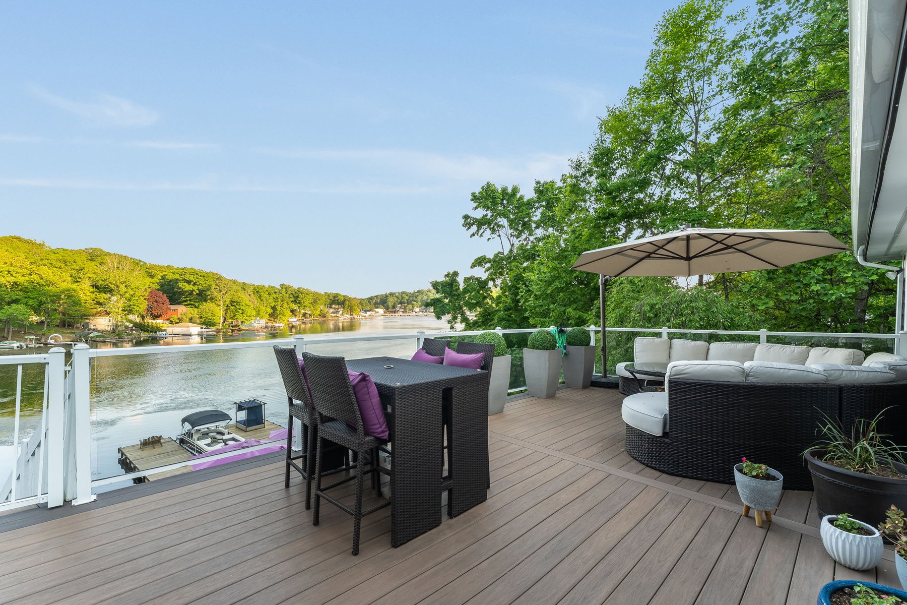  Perfect Combination of Comfort Charm and a Waterfront Lifestyle - 物件實景