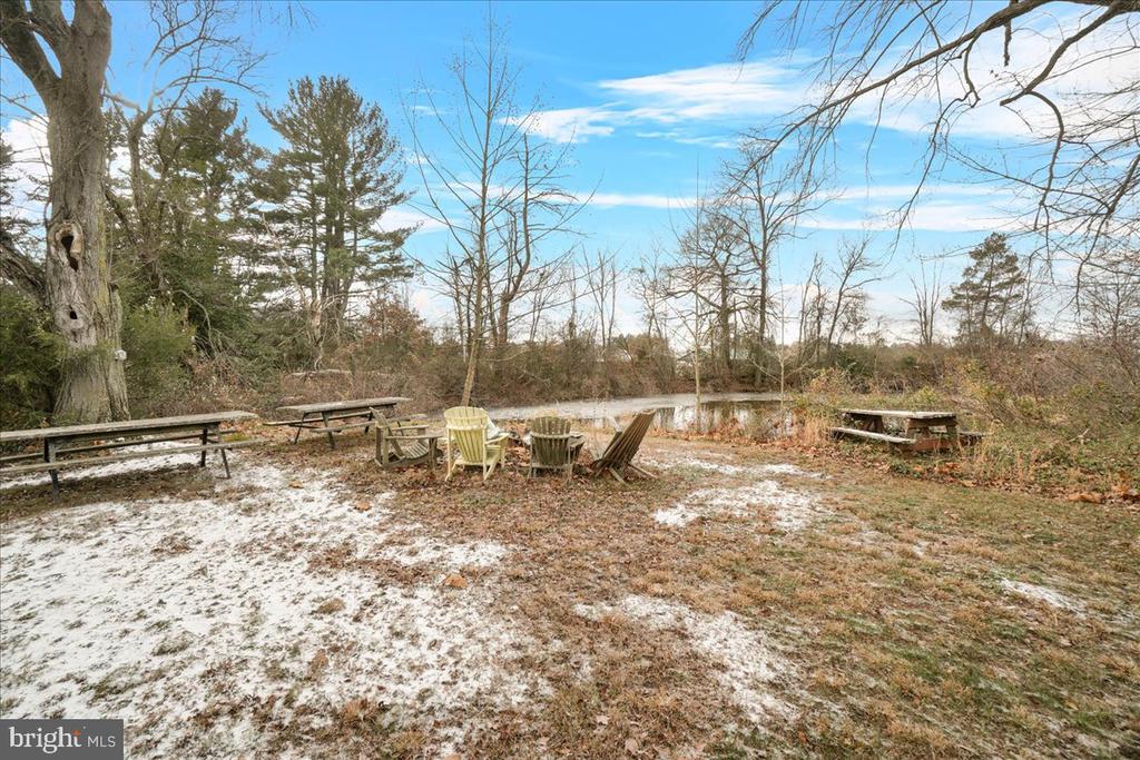 Fayetteville, Pennsylvania, 17222, United States, 3 Bedrooms Bedrooms, ,2 BathroomsBathrooms,Residential,For Sale,1928421