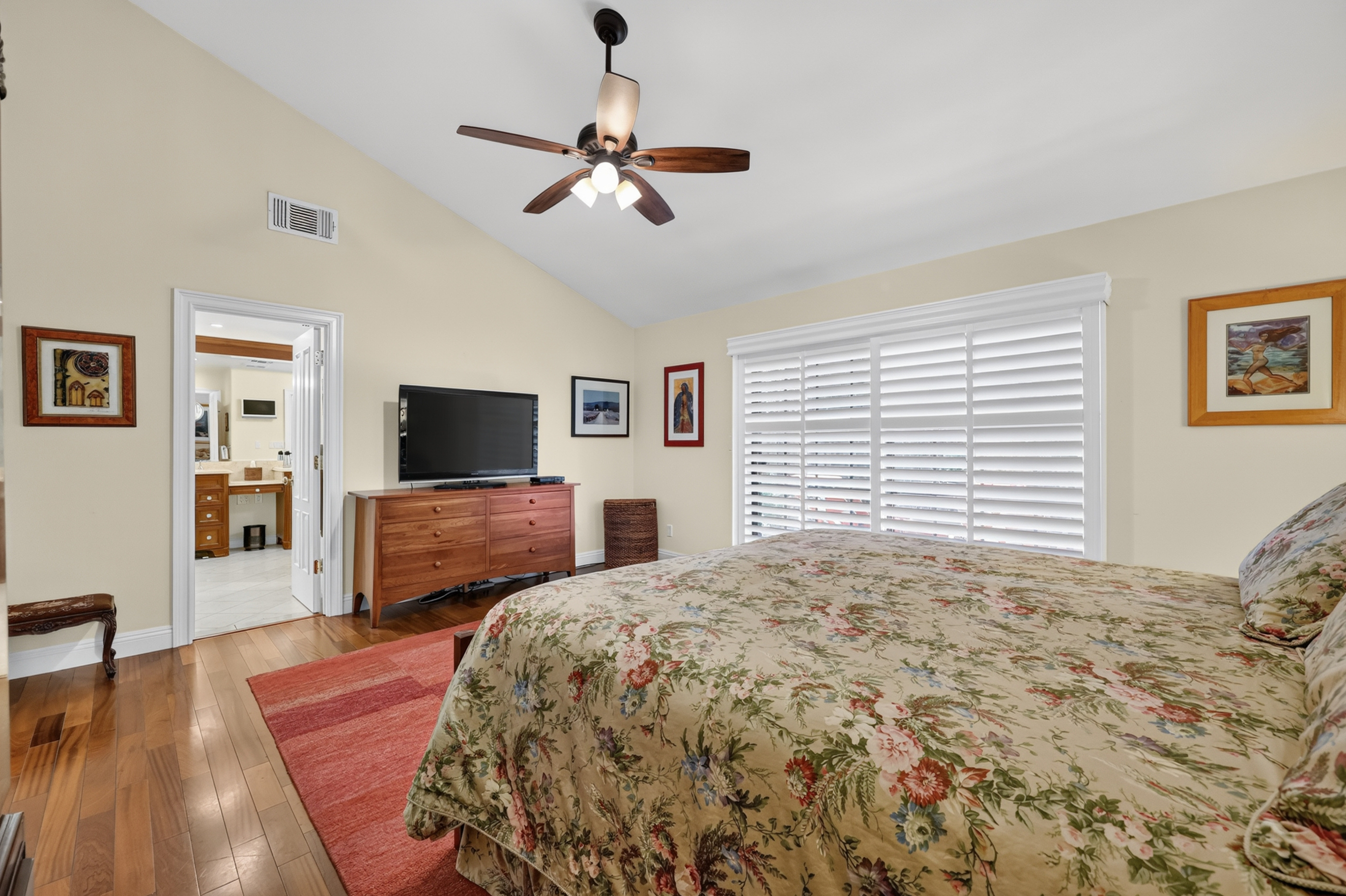  1073 Harrington Way, Carmichael, CA 95608 - 物件實景