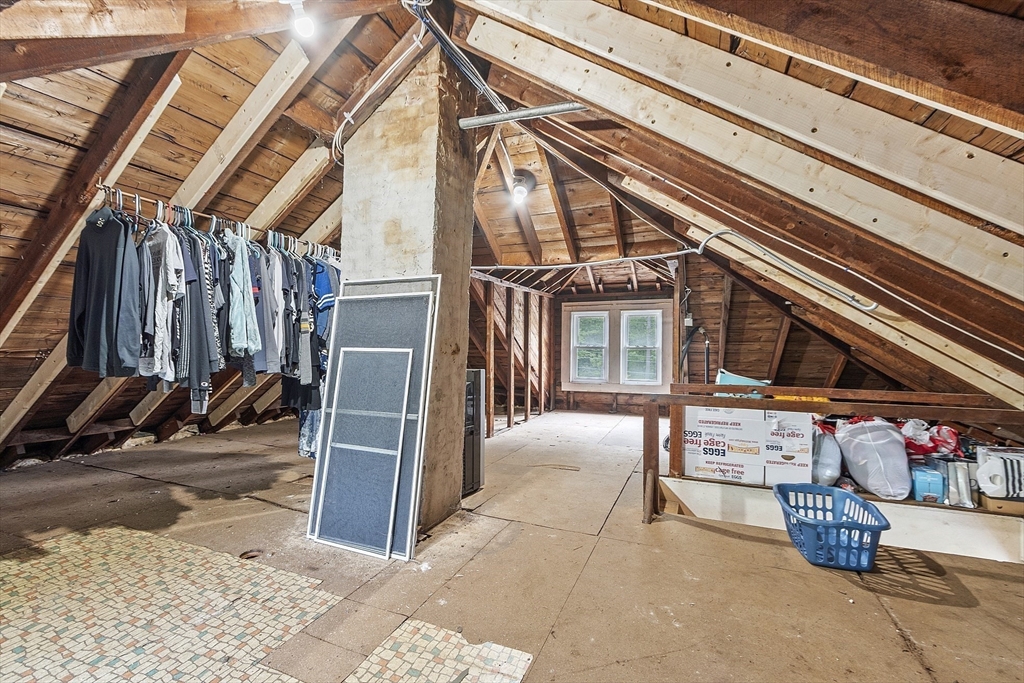 Lunenburg, Massachusetts, 01462, United States, 4 Bedrooms Bedrooms, ,2 BathroomsBathrooms,Residential,For Sale,1875910
