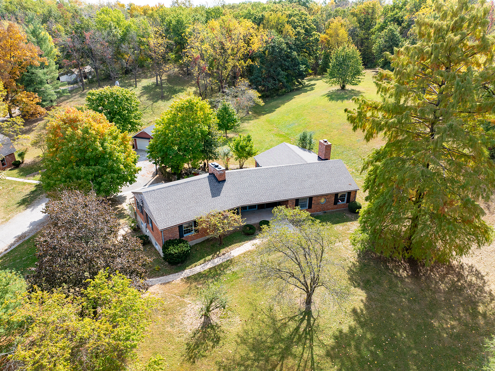 Hannibal, Missouri, 63401, United States, 3 Bedrooms Bedrooms, ,2 BathroomsBathrooms,Residential,For Sale,1981239