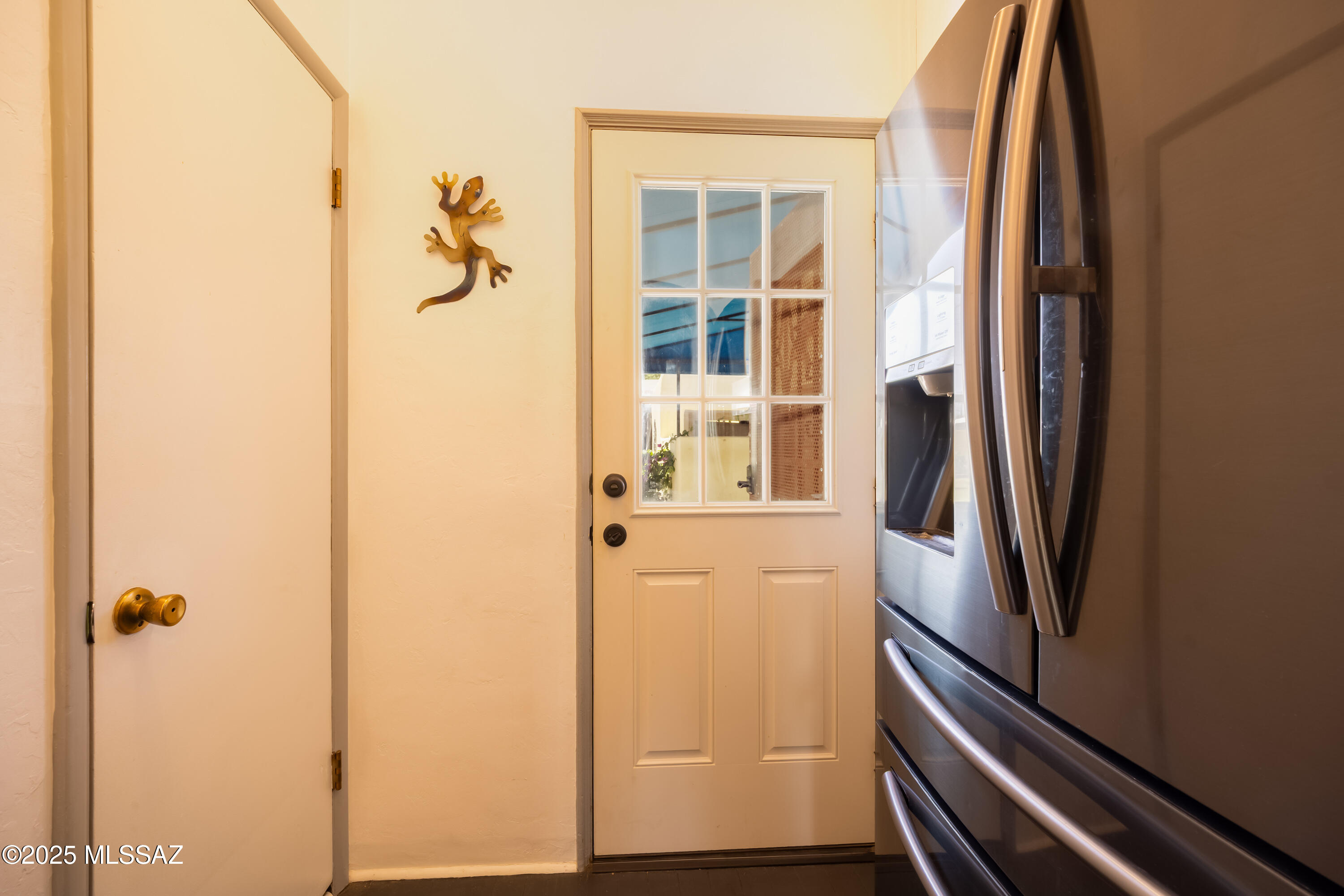 Tucson, Arizona, 85719, United States, 4 Bedrooms Bedrooms, ,3 BathroomsBathrooms,Residential,For Sale,1826834