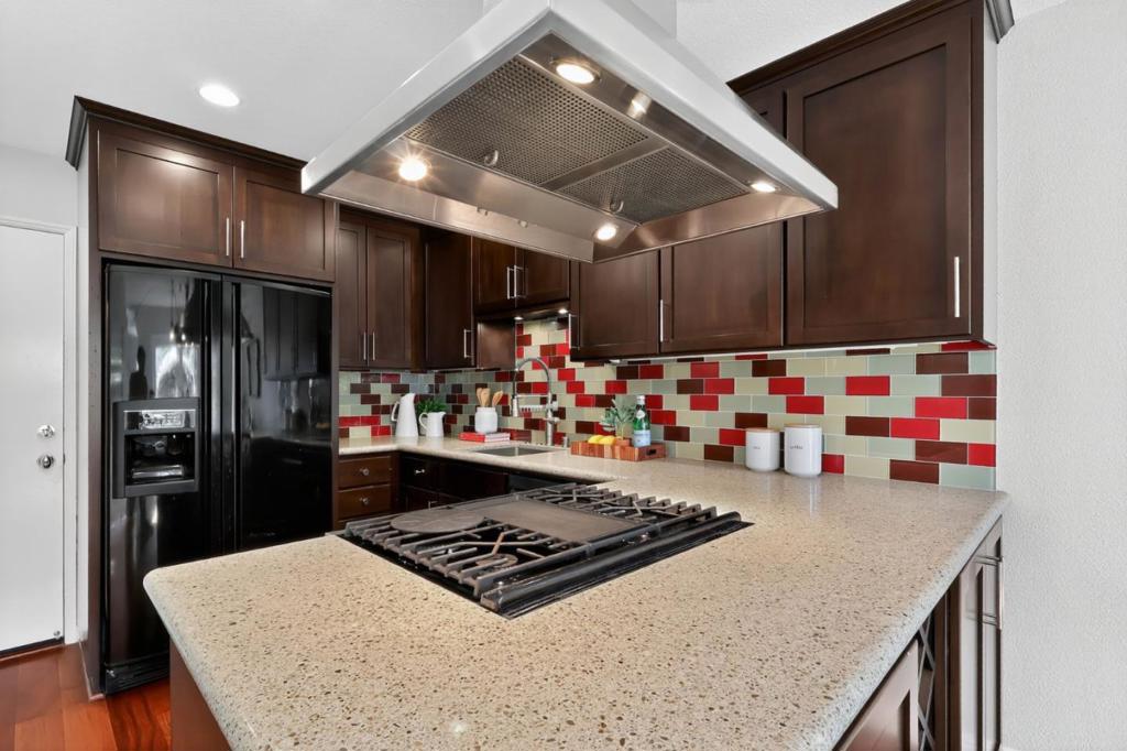 San Jose, California, 95136, United States, 2 Bedrooms Bedrooms, ,3 BathroomsBathrooms,Residential,For Sale,1985646