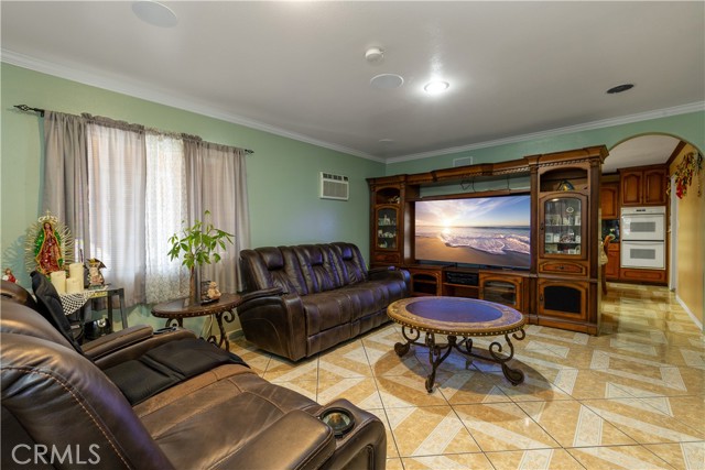 Long Beach, California, 90806, United States, 5 Bedrooms Bedrooms, ,Residential,For Sale,1780666