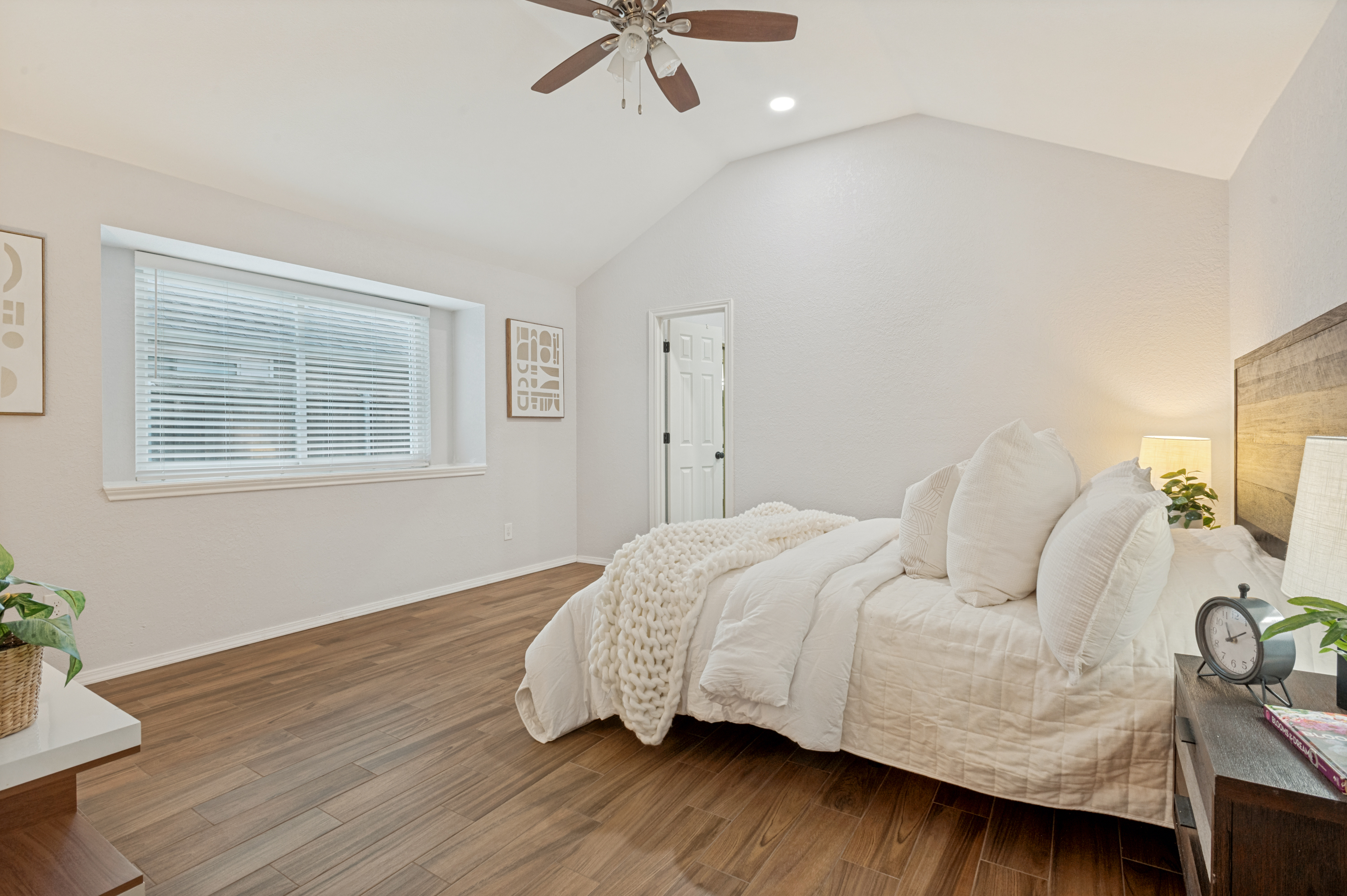  2021 Clearwater Trail, Carrollton, TX, 75010 - 物件實景