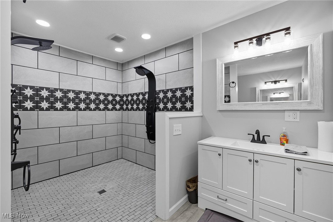 Washington, West Virginia, 26181, United States, 3 Bedrooms Bedrooms, ,3 BathroomsBathrooms,Residential,For Sale,1961068