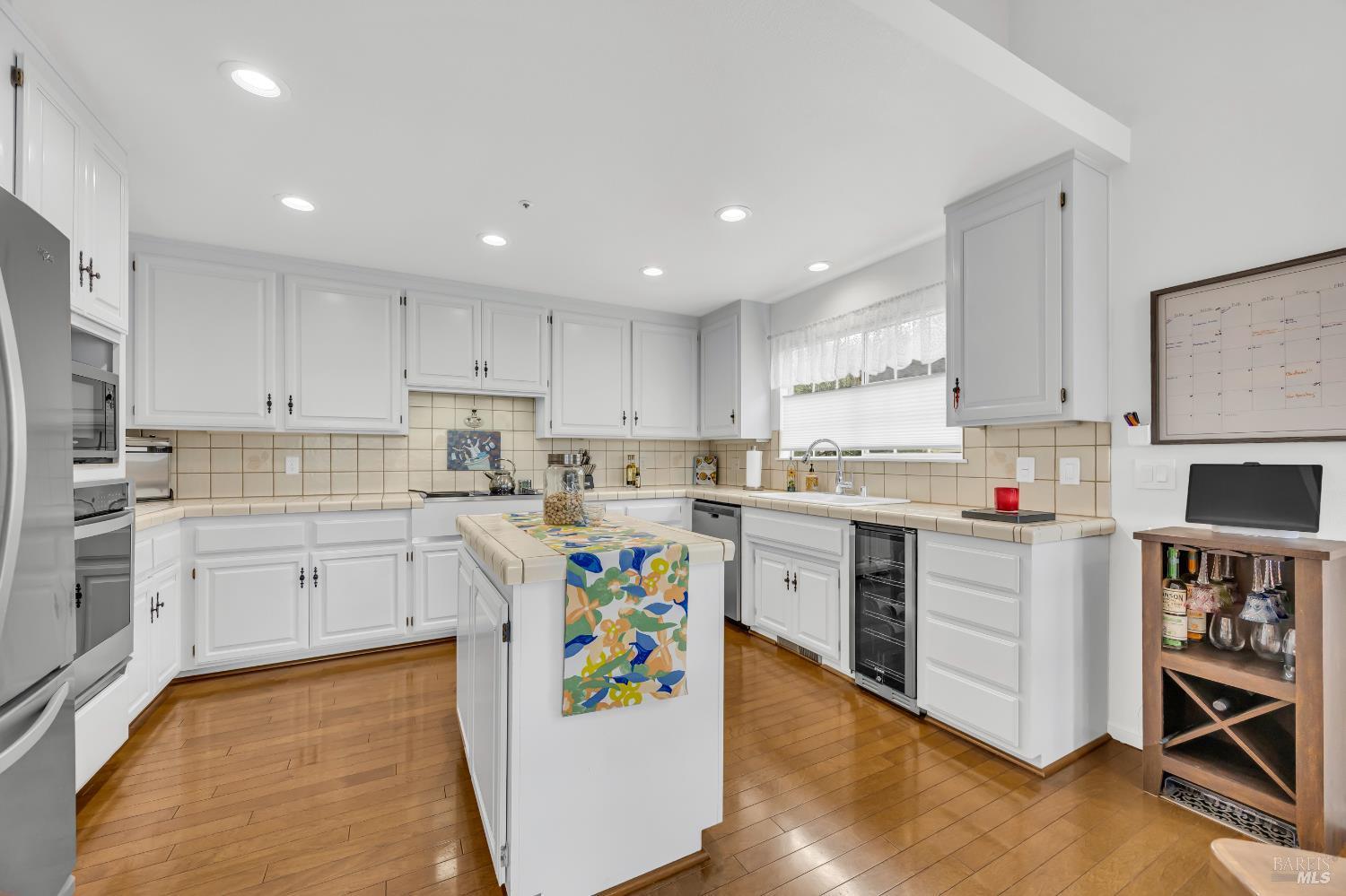 Napa, California, 94558, United States, 4 Bedrooms Bedrooms, ,3 BathroomsBathrooms,Residential,For Sale,2006007