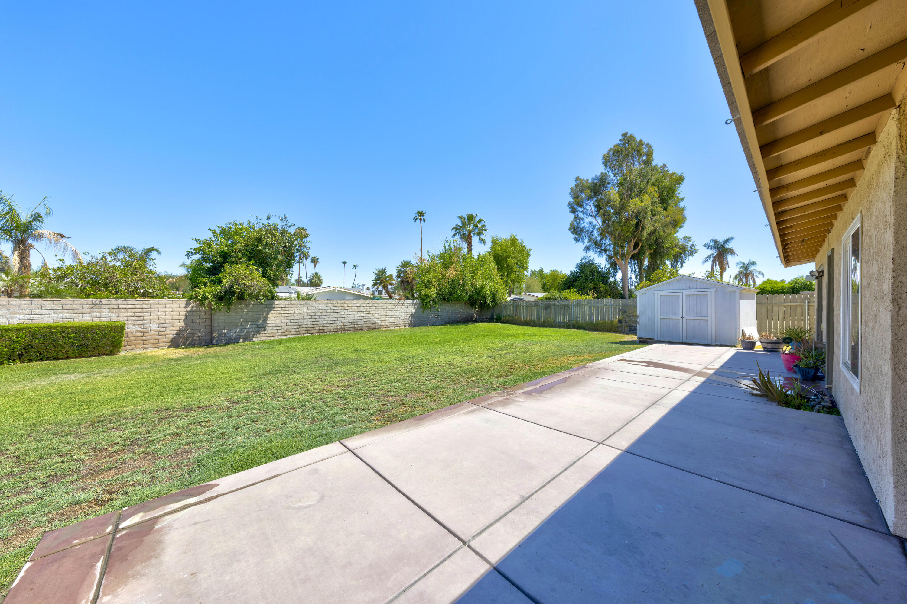 Palm Desert, California, 92260, United States, 3 Bedrooms Bedrooms, ,2 BathroomsBathrooms,Residential,For Sale,1906688
