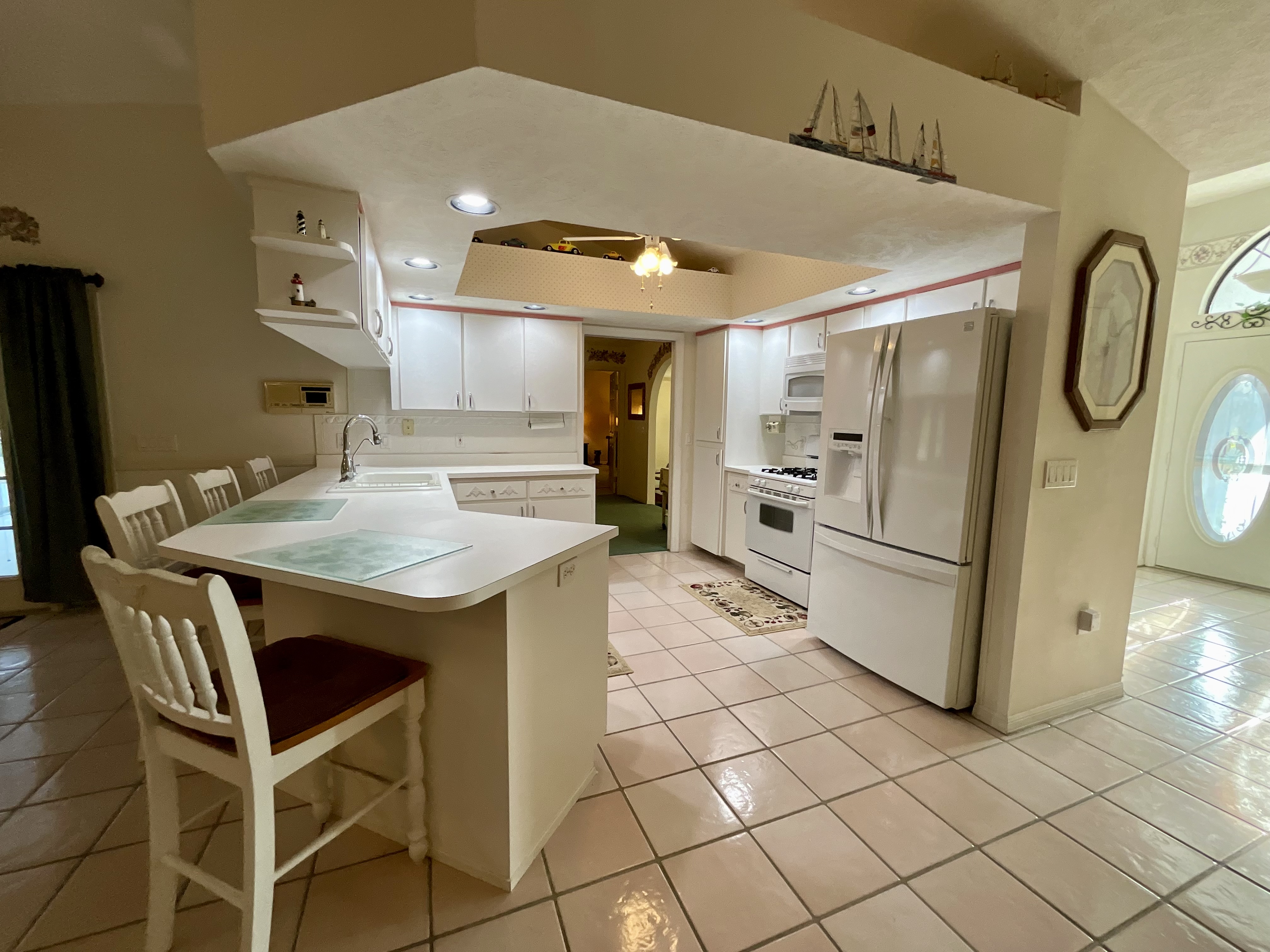 Silver Springs, Florida, 34488, United States, 4 Bedrooms Bedrooms, ,3 BathroomsBathrooms,Residential,For Sale,1981770