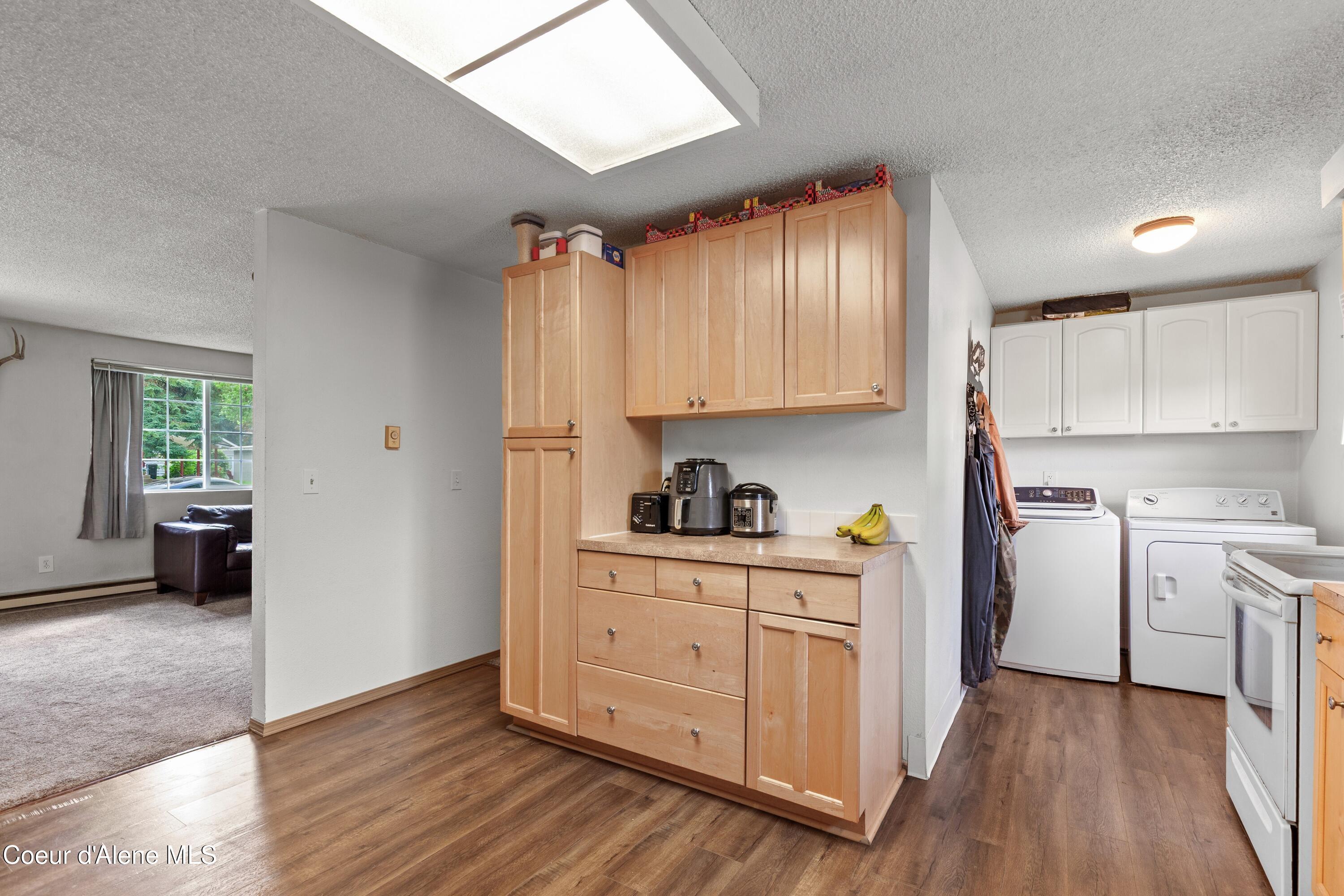 Coeur d'Alene, Idaho, 83814, United States, ,Residential,For Sale,1981076