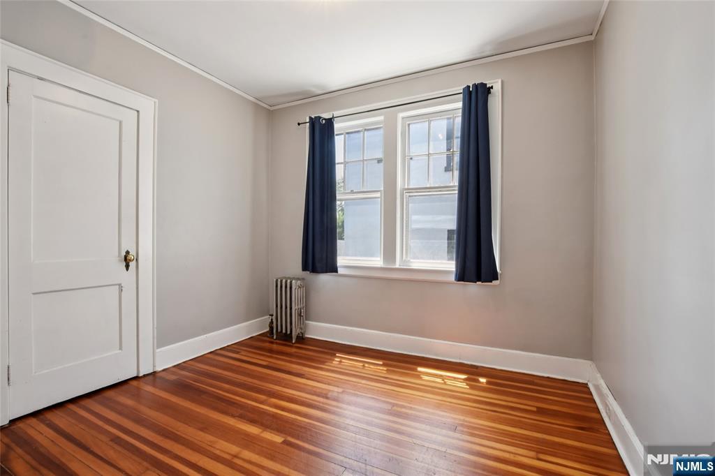 Bloomfield, New Jersey, 07003, United States, 4 Bedrooms Bedrooms, ,2 BathroomsBathrooms,Residential,For Sale,1897617