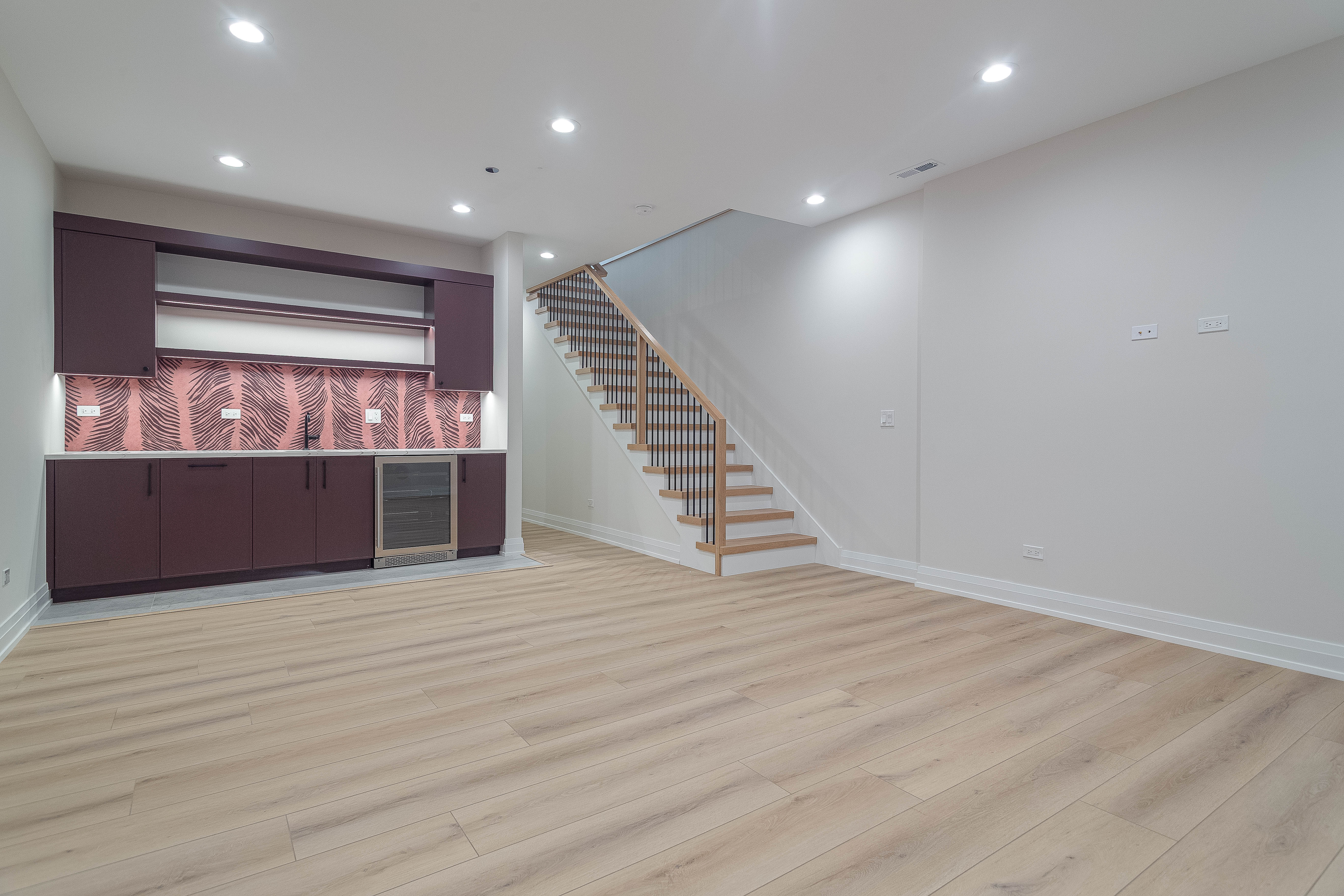  Stunning full-rehab single-family home - 物件實景