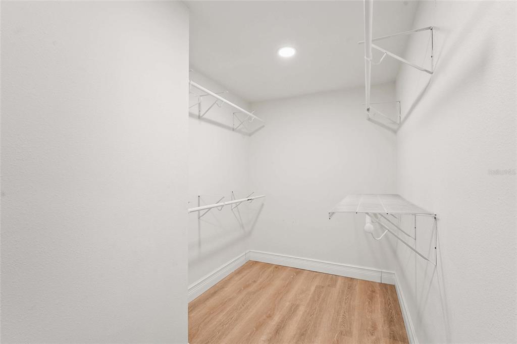 Bradenton, Florida, 34209, United States, 3 Bedrooms Bedrooms, ,2 BathroomsBathrooms,Residential,For Sale,1743662