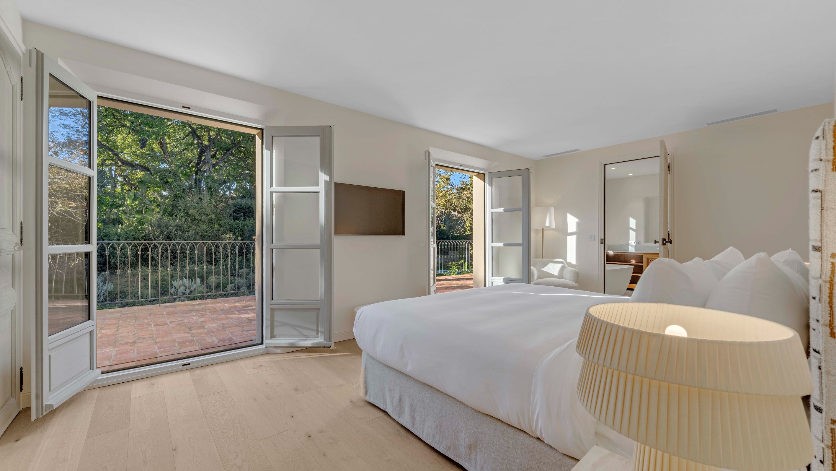  Saint-Tropez: Two villas with private pools for sale near the village center - 物件實景