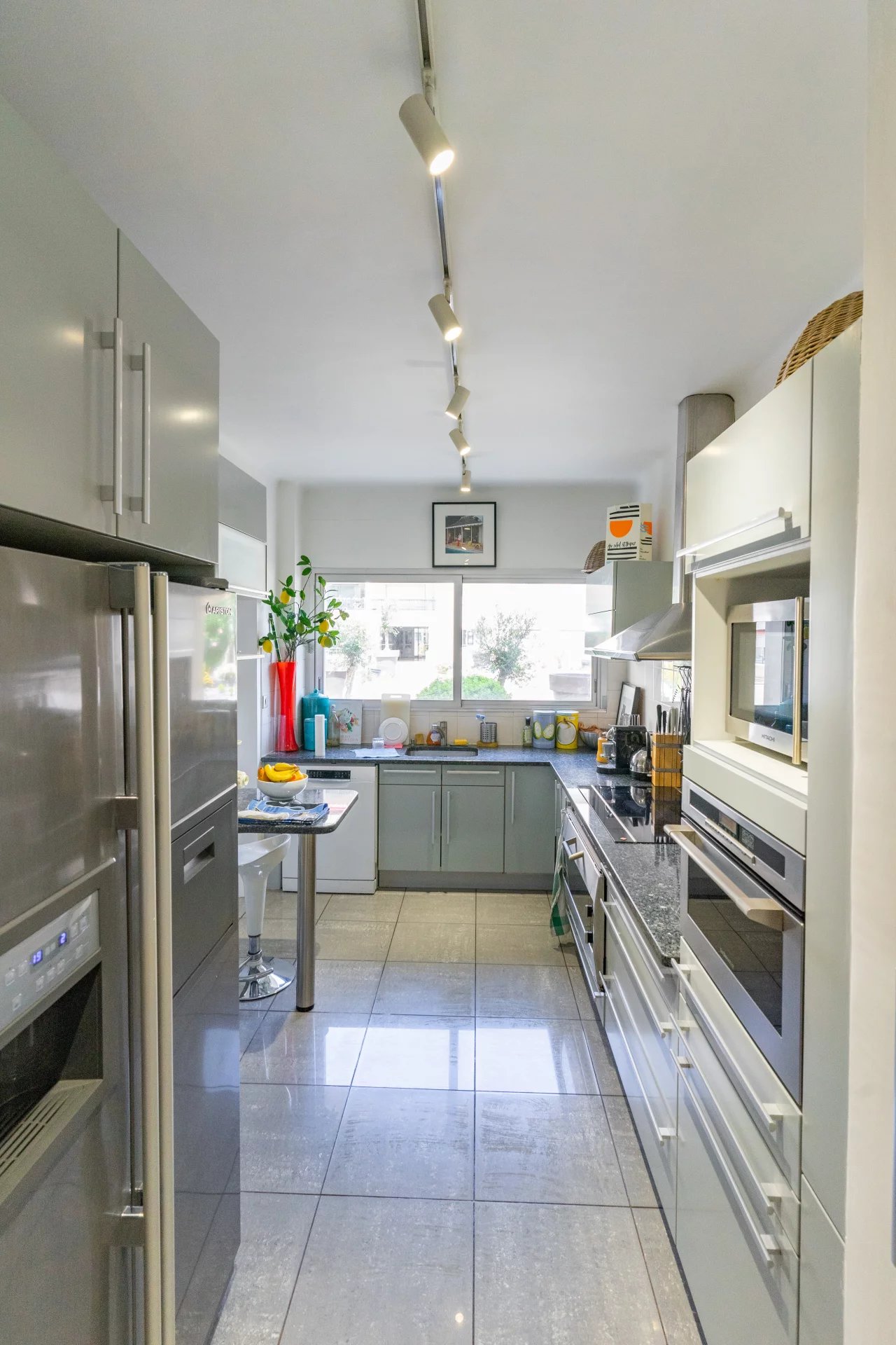 Marseille 8ème, Provence-Alpes-Côte d’Azur, 13008, FR, 3 Bedrooms Bedrooms, ,2 BathroomsBathrooms,Residential,For Sale,1560753
