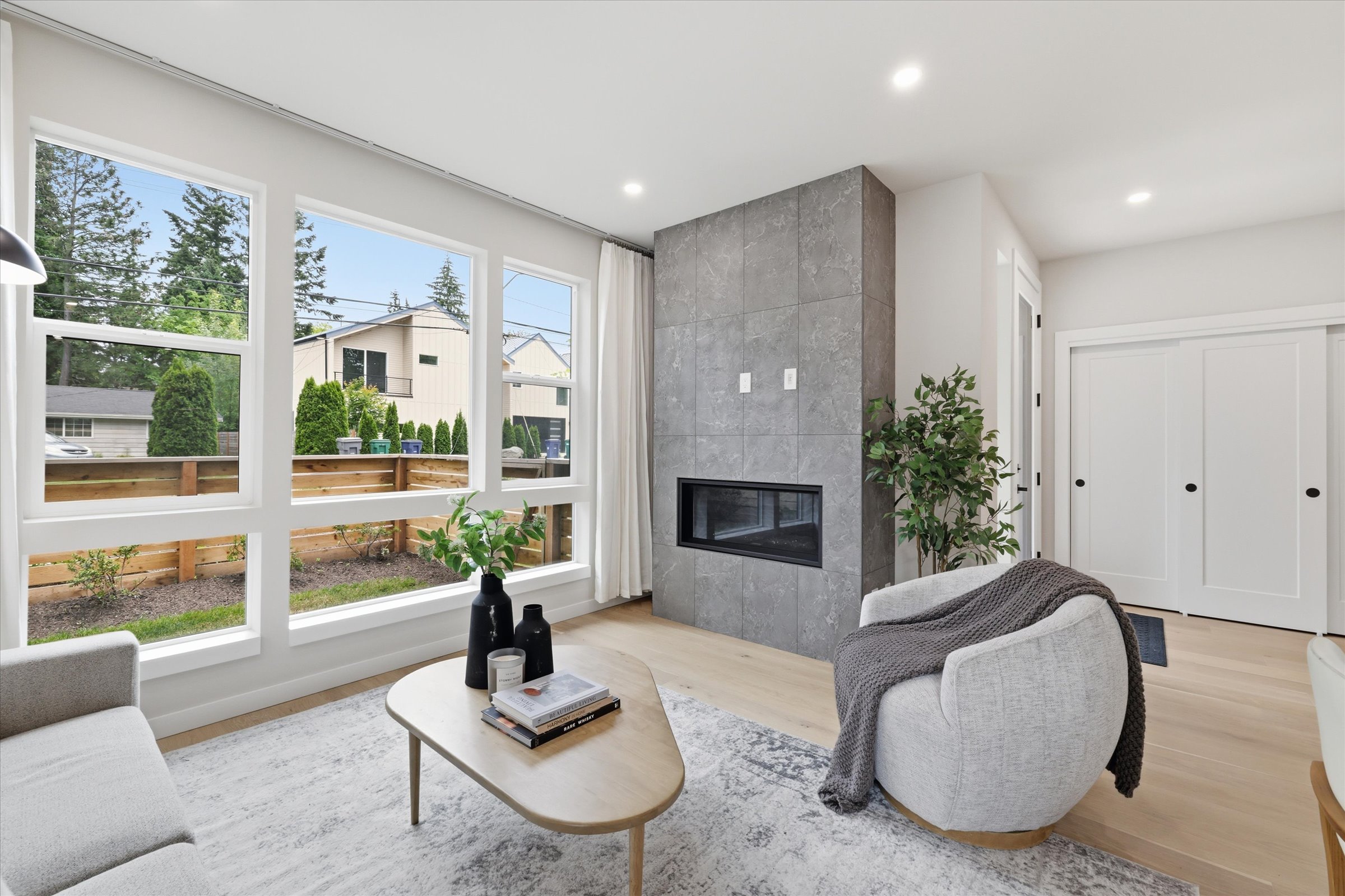  12426 NE 90th St, Kirkland, WA 98033 - 物件實景