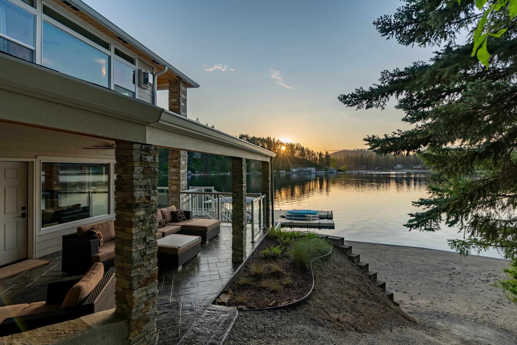 Loon Lake, Washington, 99148, United States, 5 Bedrooms Bedrooms, ,5 BathroomsBathrooms,Residential,For Sale,1924422
