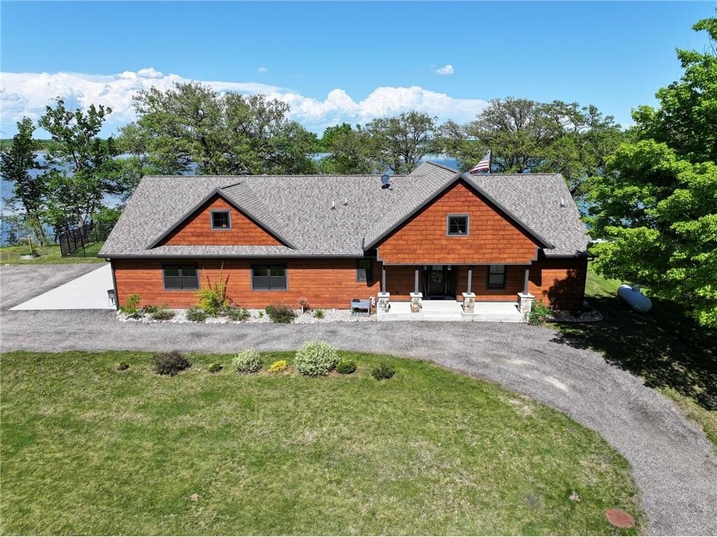 Alexandria, Minnesota, 56308, United States, 4 Bedrooms Bedrooms, ,4 BathroomsBathrooms,Residential,For Sale,2039906