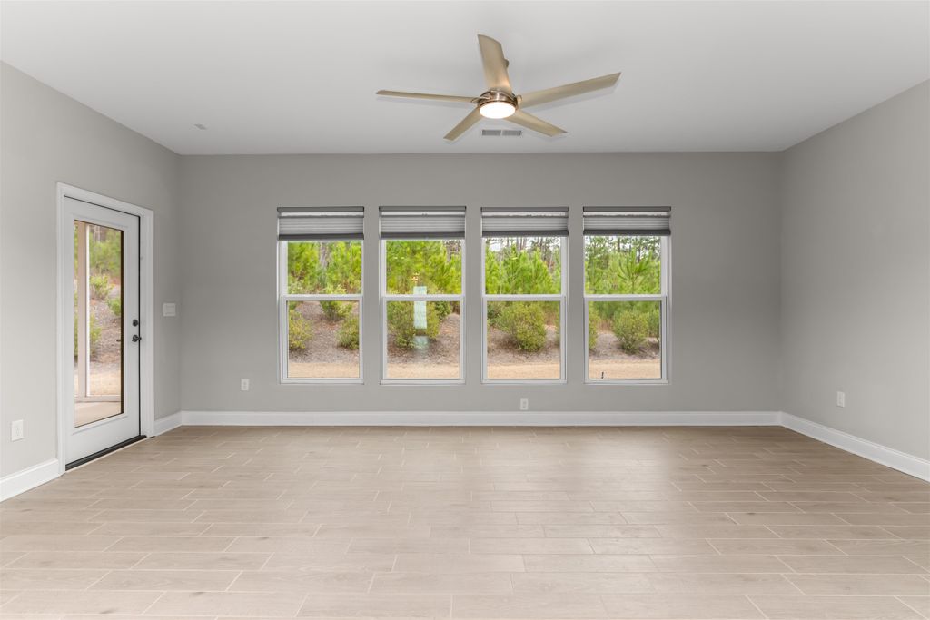 Greensboro, Georgia, 30642, United States, 3 Bedrooms Bedrooms, ,4 BathroomsBathrooms,Residential,For Sale,1705219