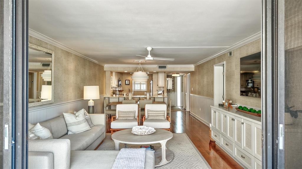 Sarasota, Florida, 34242, United States, 2 Bedrooms Bedrooms, ,2 BathroomsBathrooms,Residential,For Sale,1895415