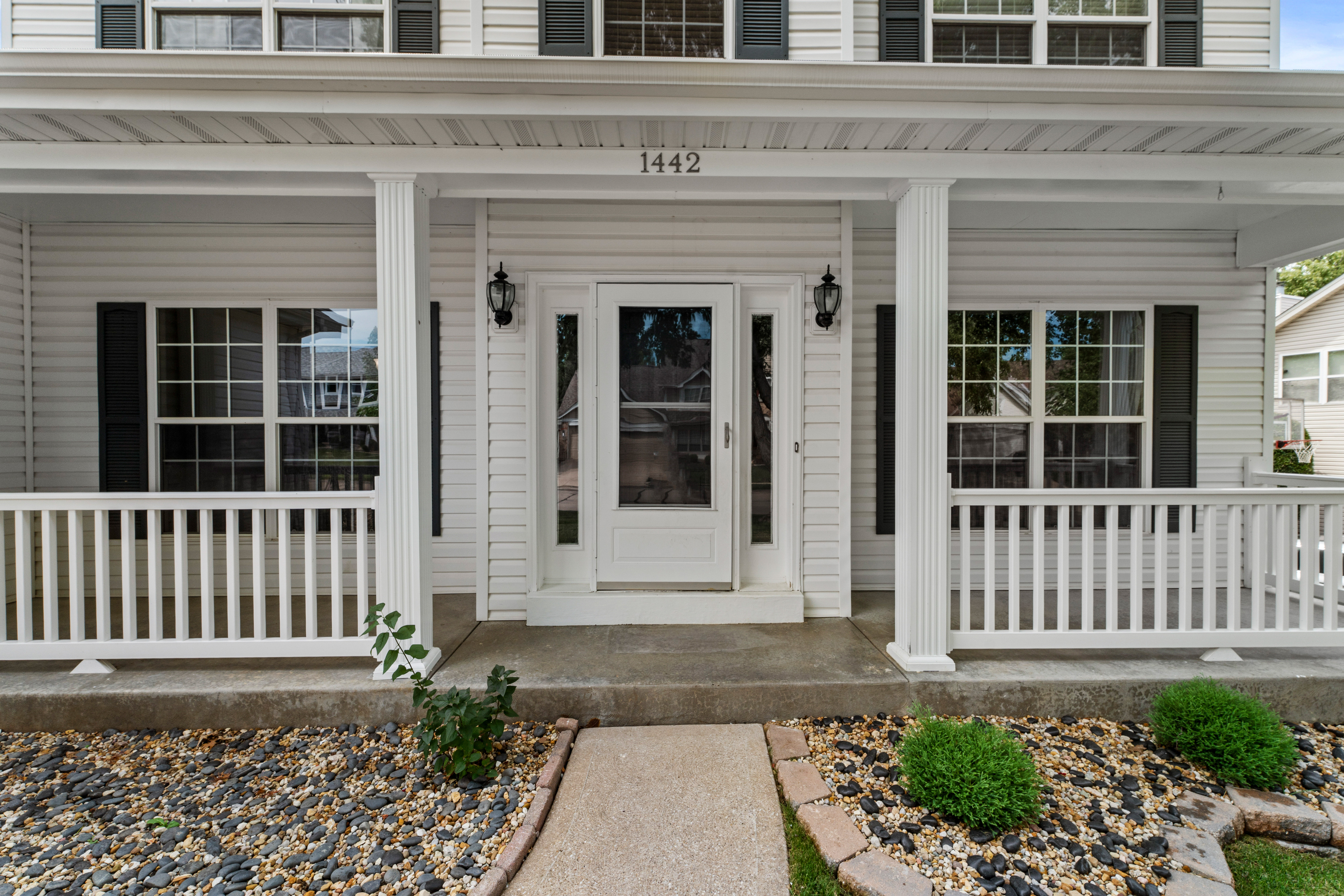  Beautifully maintained 2-story home. - 物件實景