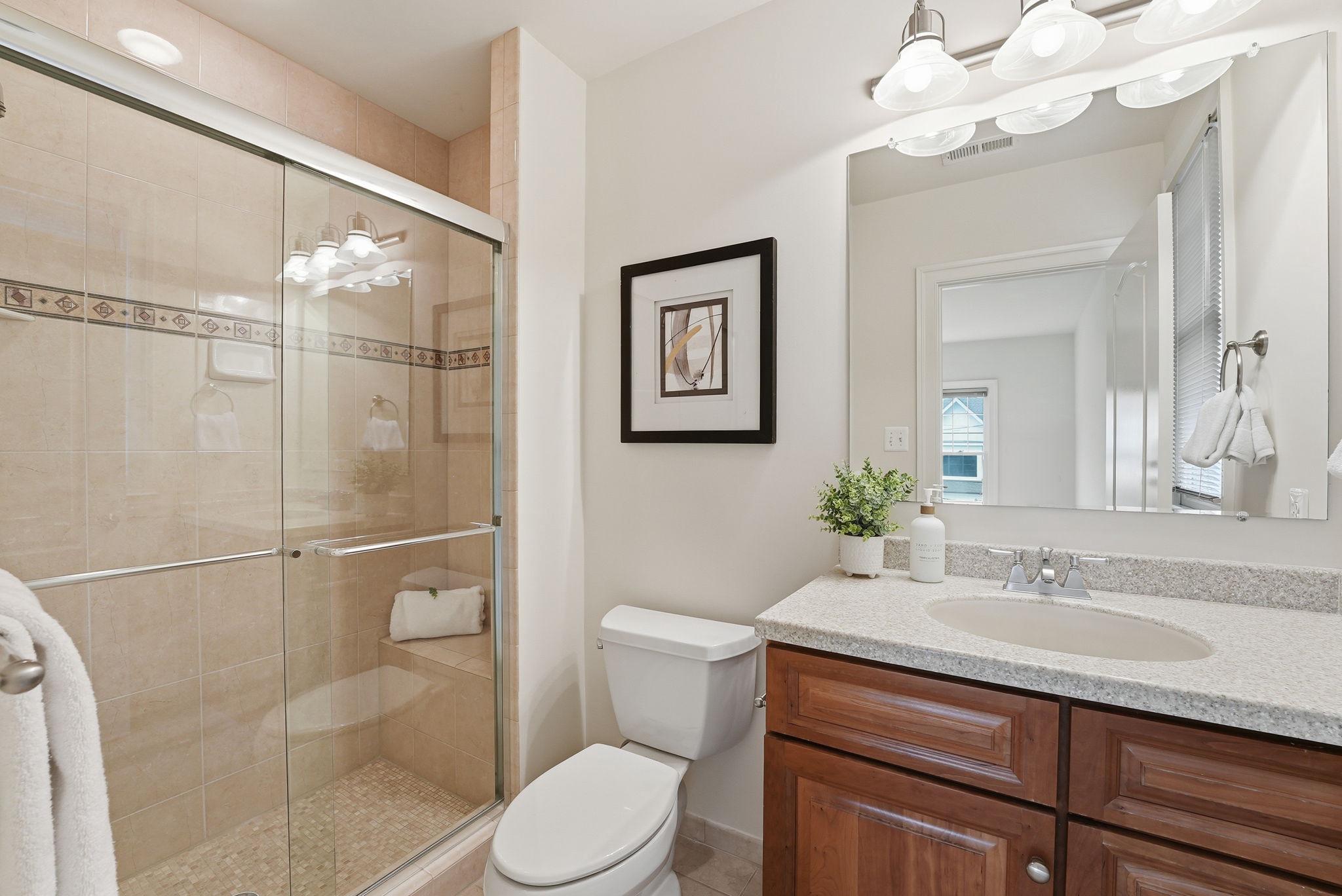  5836 Conway Road, Bethesda, MD, 20817 - 物件實景