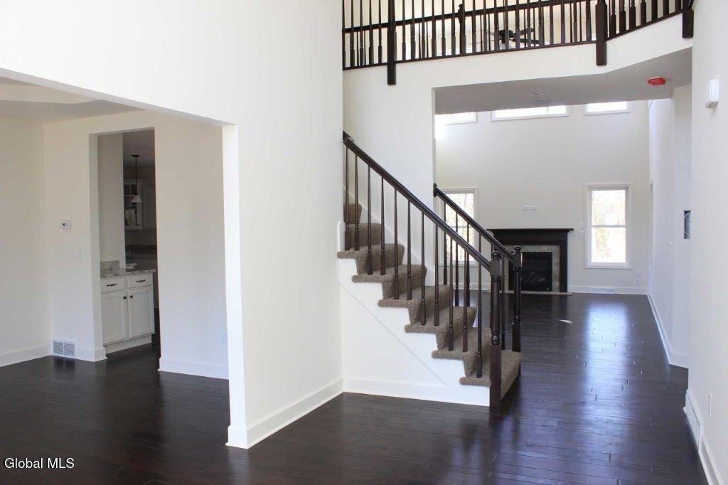 Averill Park, New York, 12018, United States, 4 Bedrooms Bedrooms, ,3 BathroomsBathrooms,Residential,For Sale,1939290