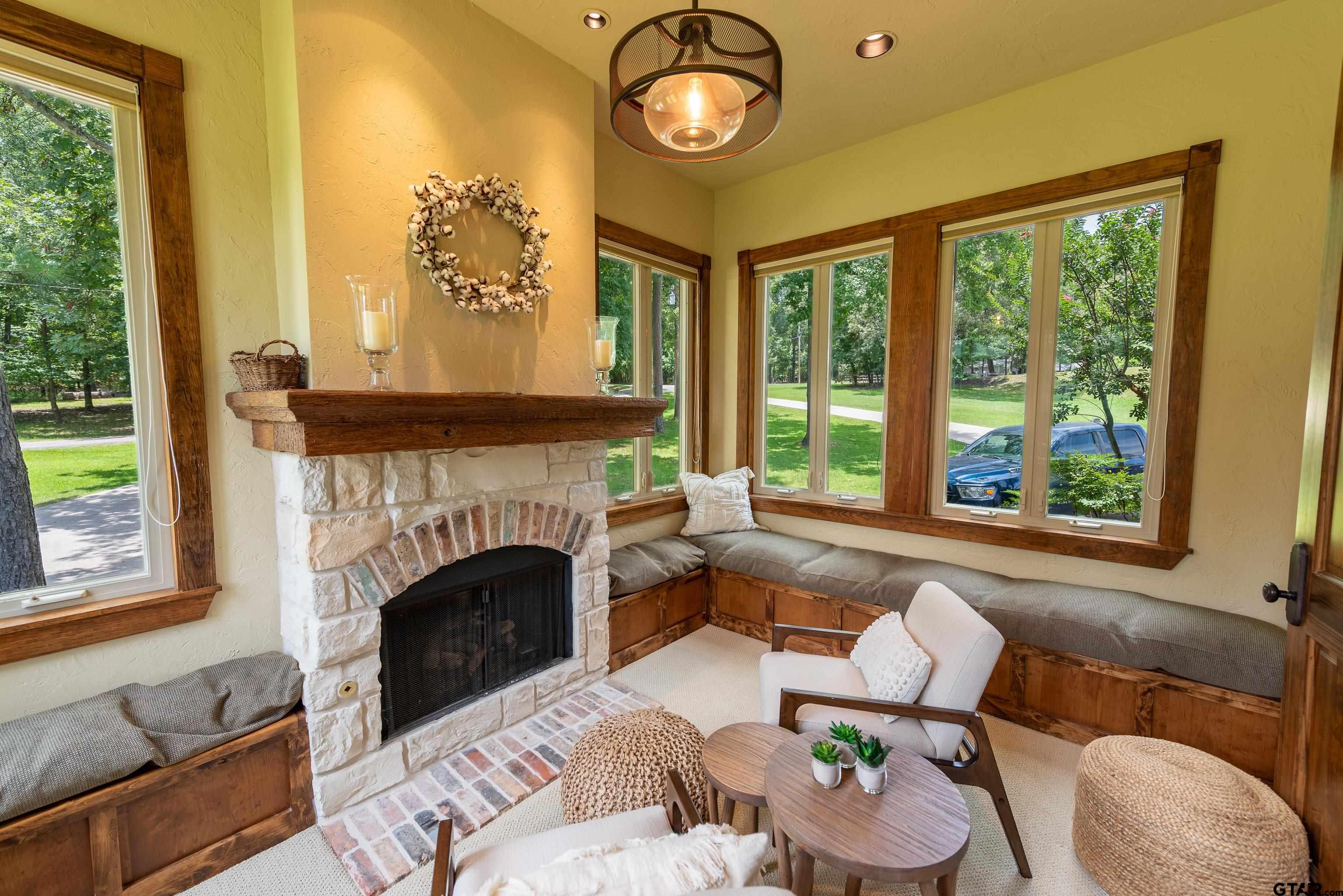 Scroggins, Texas, 75480, United States, 4 Bedrooms Bedrooms, ,5 BathroomsBathrooms,Residential,For Sale,1981840