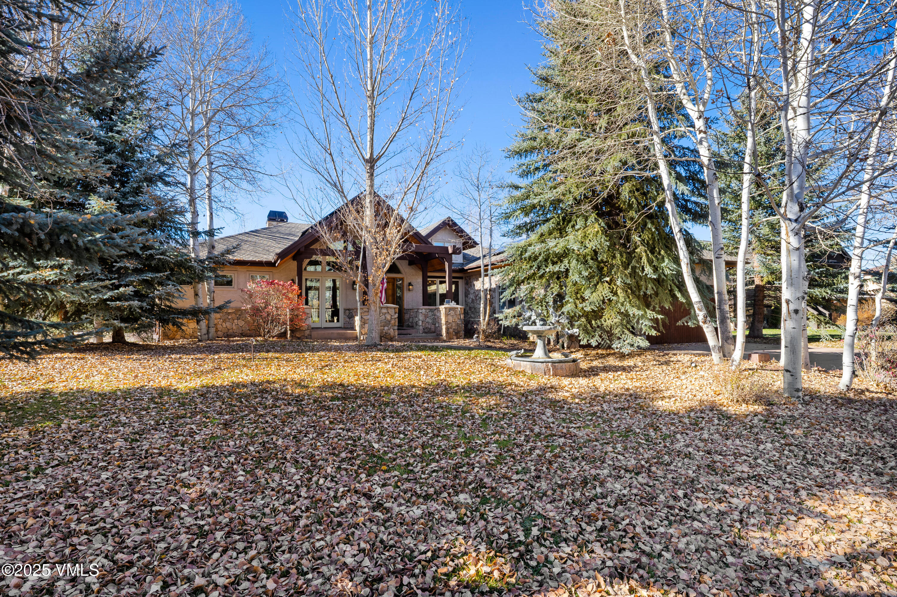 Gypsum, Colorado, 81637, United States, 6 Bedrooms Bedrooms, ,5 BathroomsBathrooms,Residential,For Sale,1987676