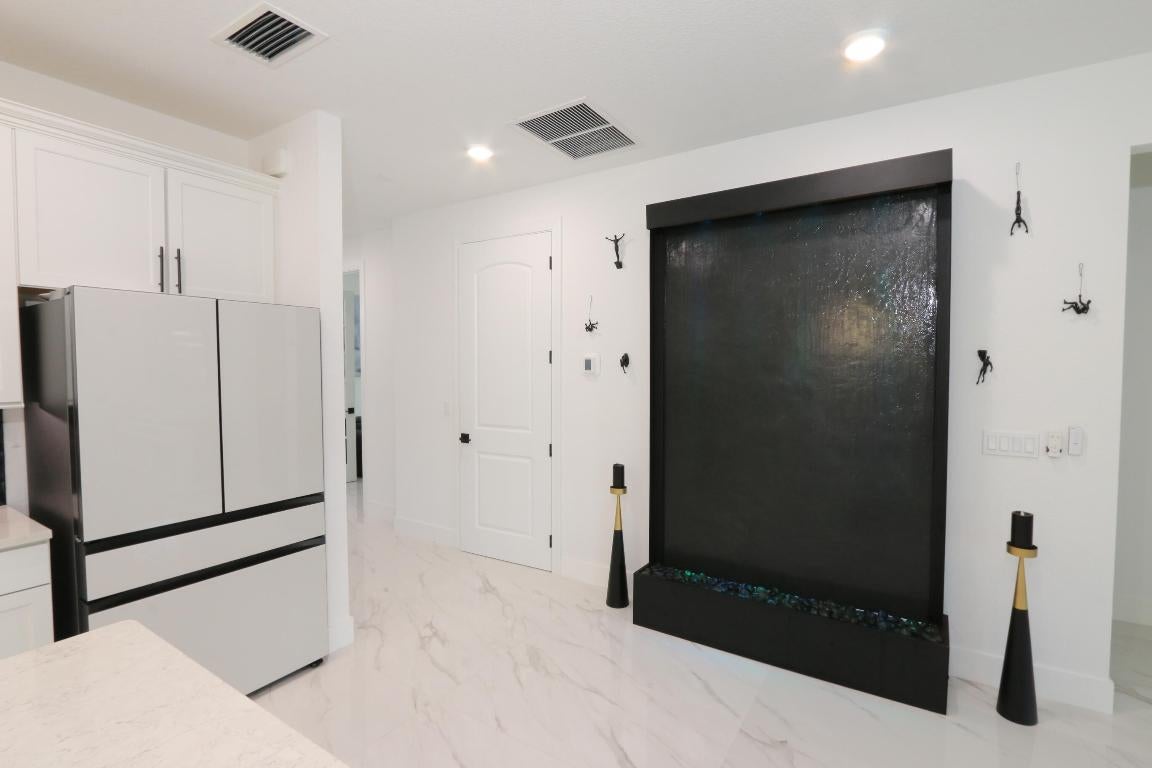 Port St Lucie, Florida, 34987, United States, 2 Bedrooms Bedrooms, ,2 BathroomsBathrooms,Residential,For Sale,2008959