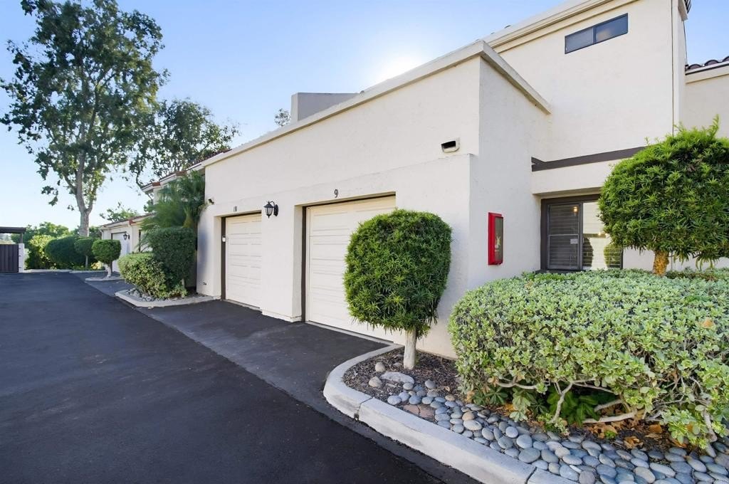 La Mesa, California, 91942, United States, 2 Bedrooms Bedrooms, ,2 BathroomsBathrooms,Residential,For Sale,1991099