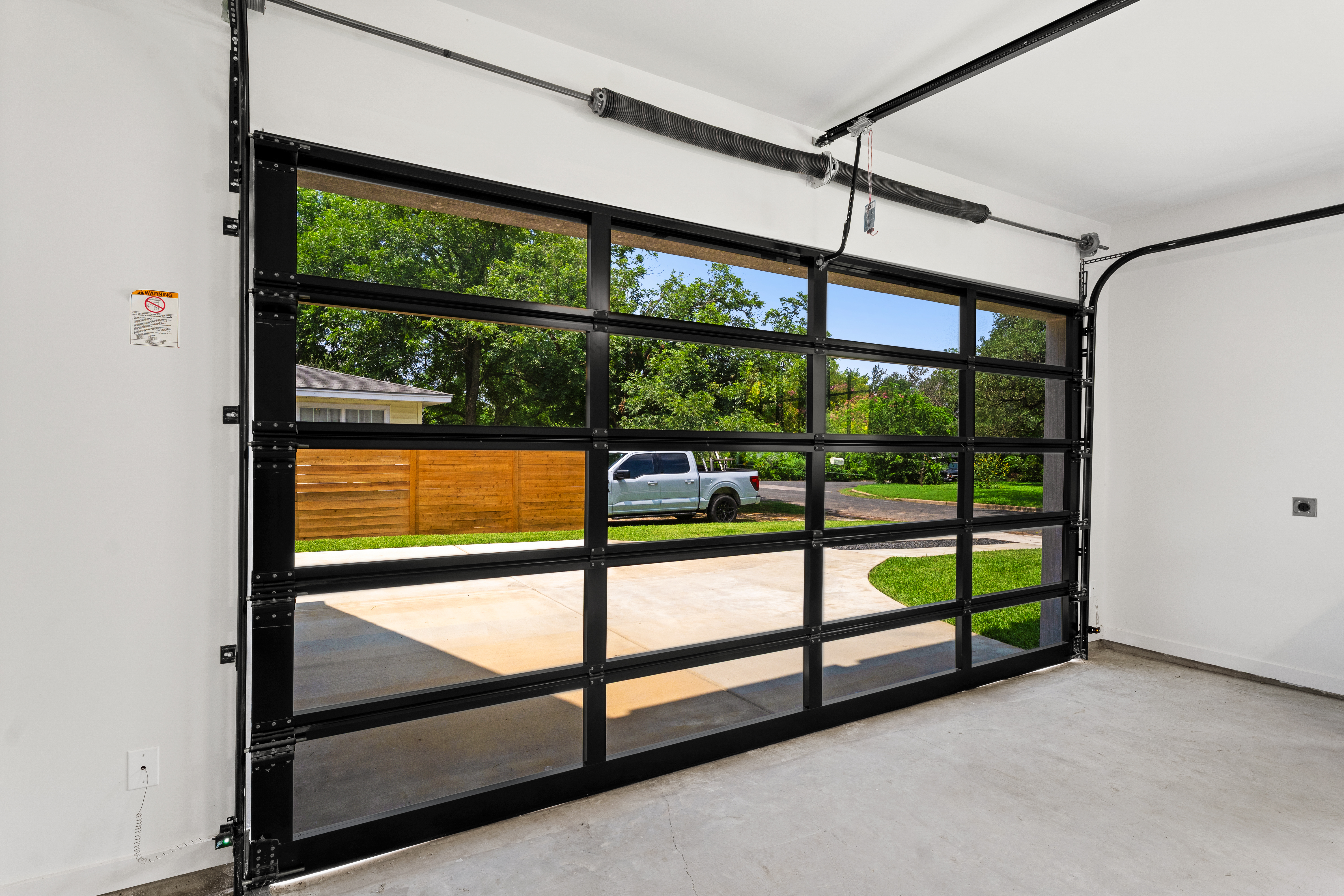  Contemporary Design with Timeless Architecture in South Austin - 物件實景