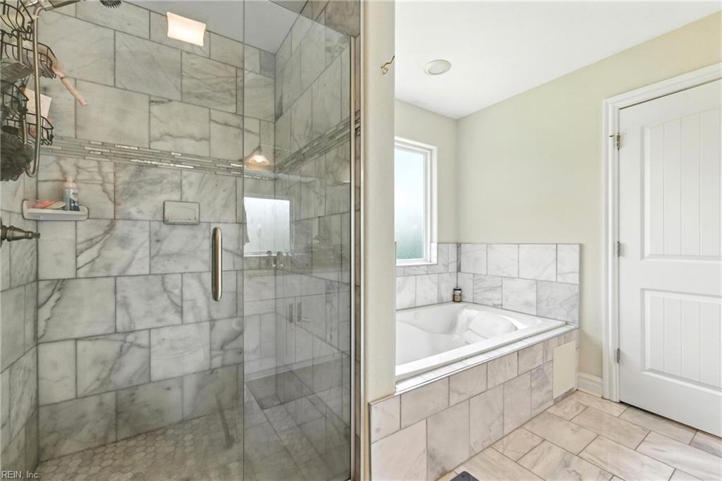 Hampton Va, Virginia, 23664, United States, 4 Bedrooms Bedrooms, ,3 BathroomsBathrooms,Residential,For Sale,1907566
