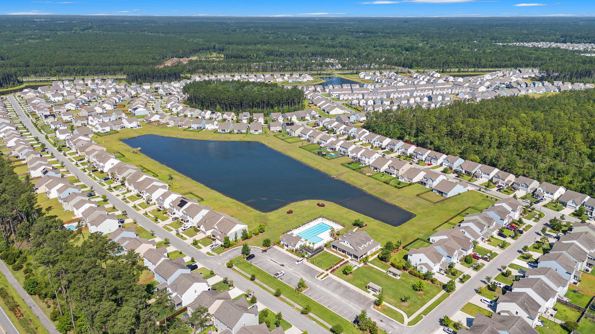 Summerville, South Carolina, 29486, United States, 4 Bedrooms Bedrooms, ,3 BathroomsBathrooms,Residential,For Sale,1882681